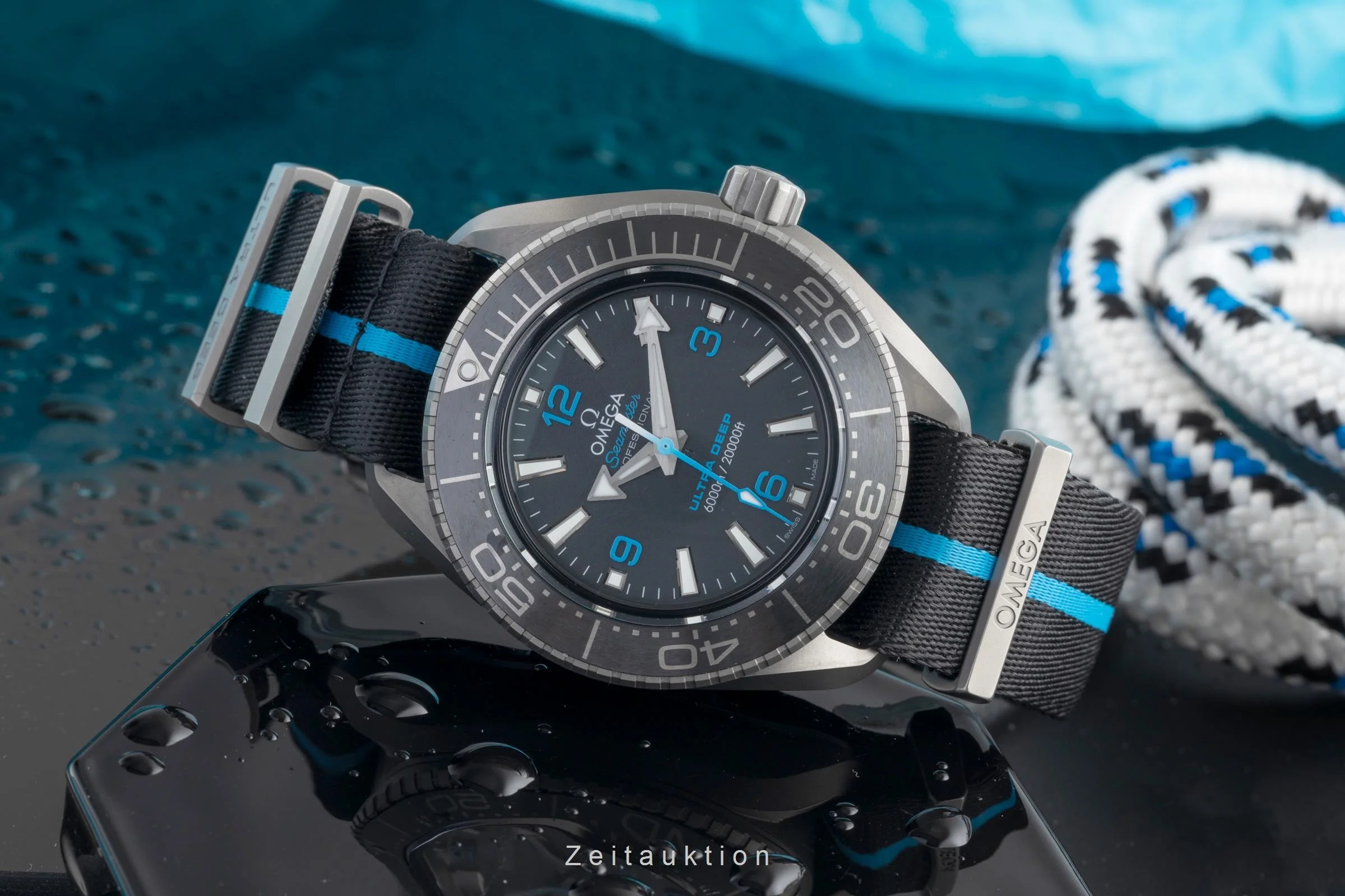 Omega Seamaster titanium automatic men's watch 215.92.46.21.01.001  [2504995] - Image 3