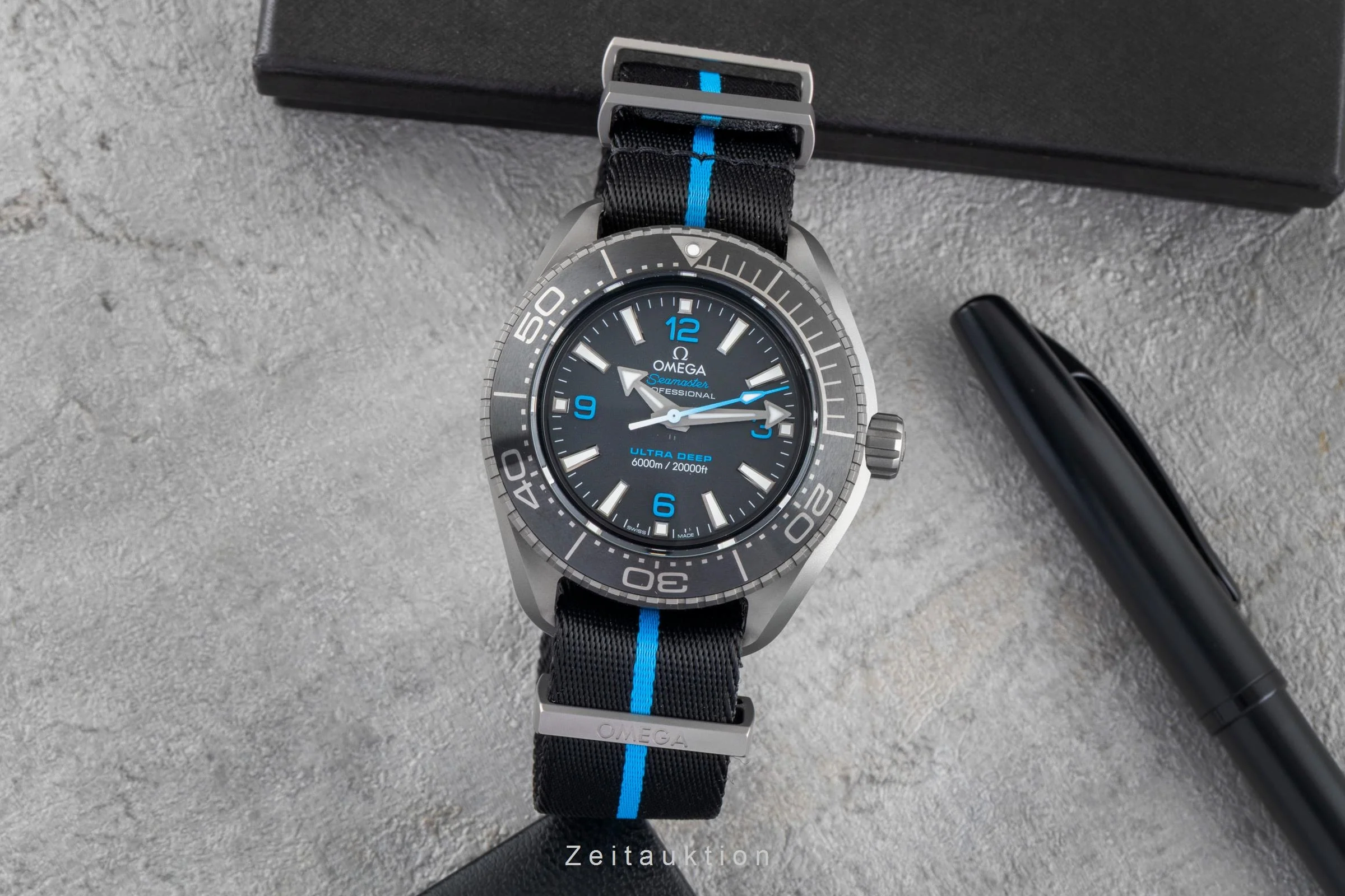 Omega Seamaster titanium automatic men's watch 215.92.46.21.01.001 LP: 14800EUR  [2600535] - Image 4