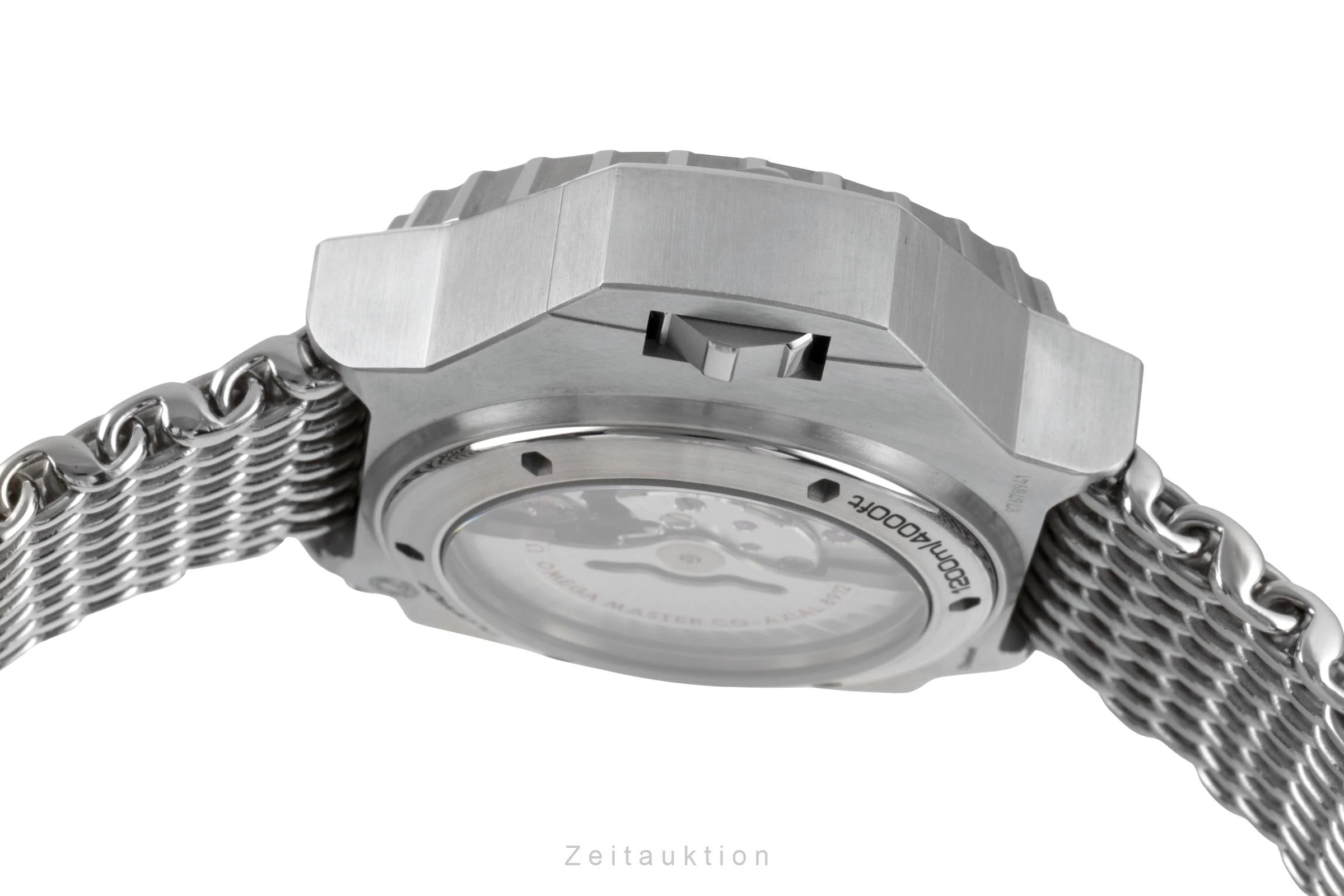 Omega Seamaster titanium automatic men's watch 227.90.55.21.99.001  [2600049] - Image 12