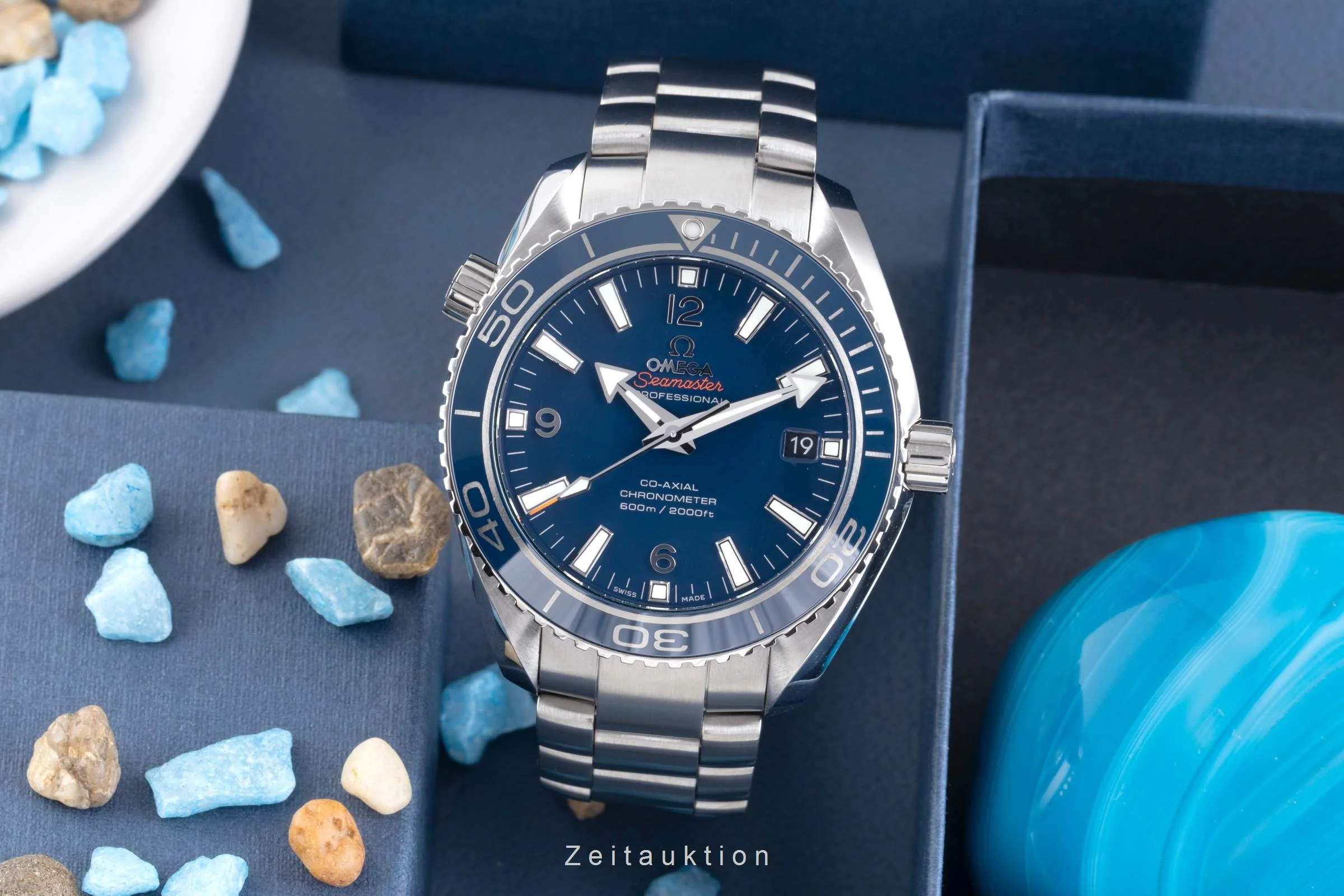 Omega Seamaster titanium automatic men's watch 232.90.42.21.03.001 LP: 10100EUR  [2506987] - Image 4