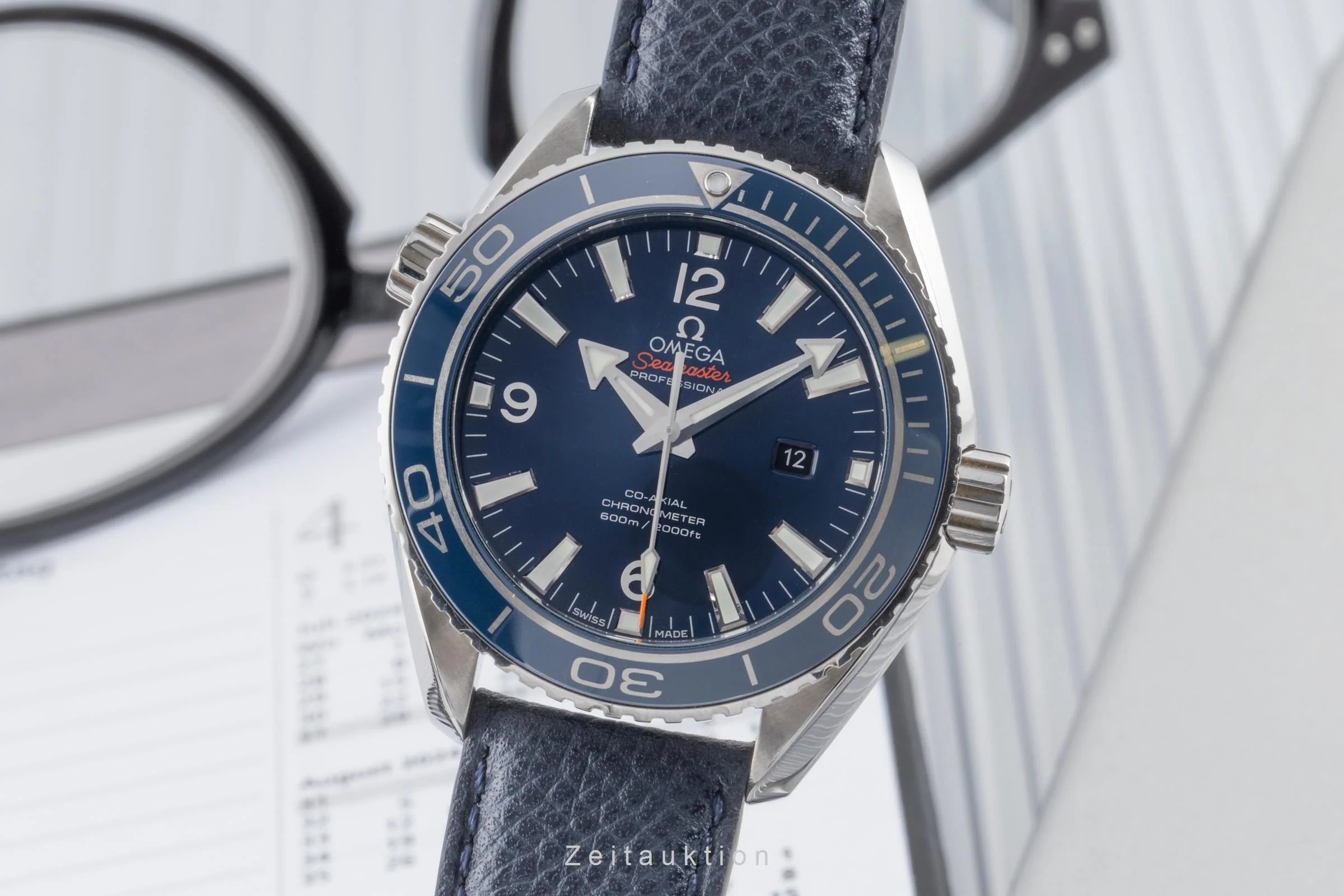 Omega Seamaster titanium automatic men's watch 232.92.38.20.03.001  [2504481] - Image 2