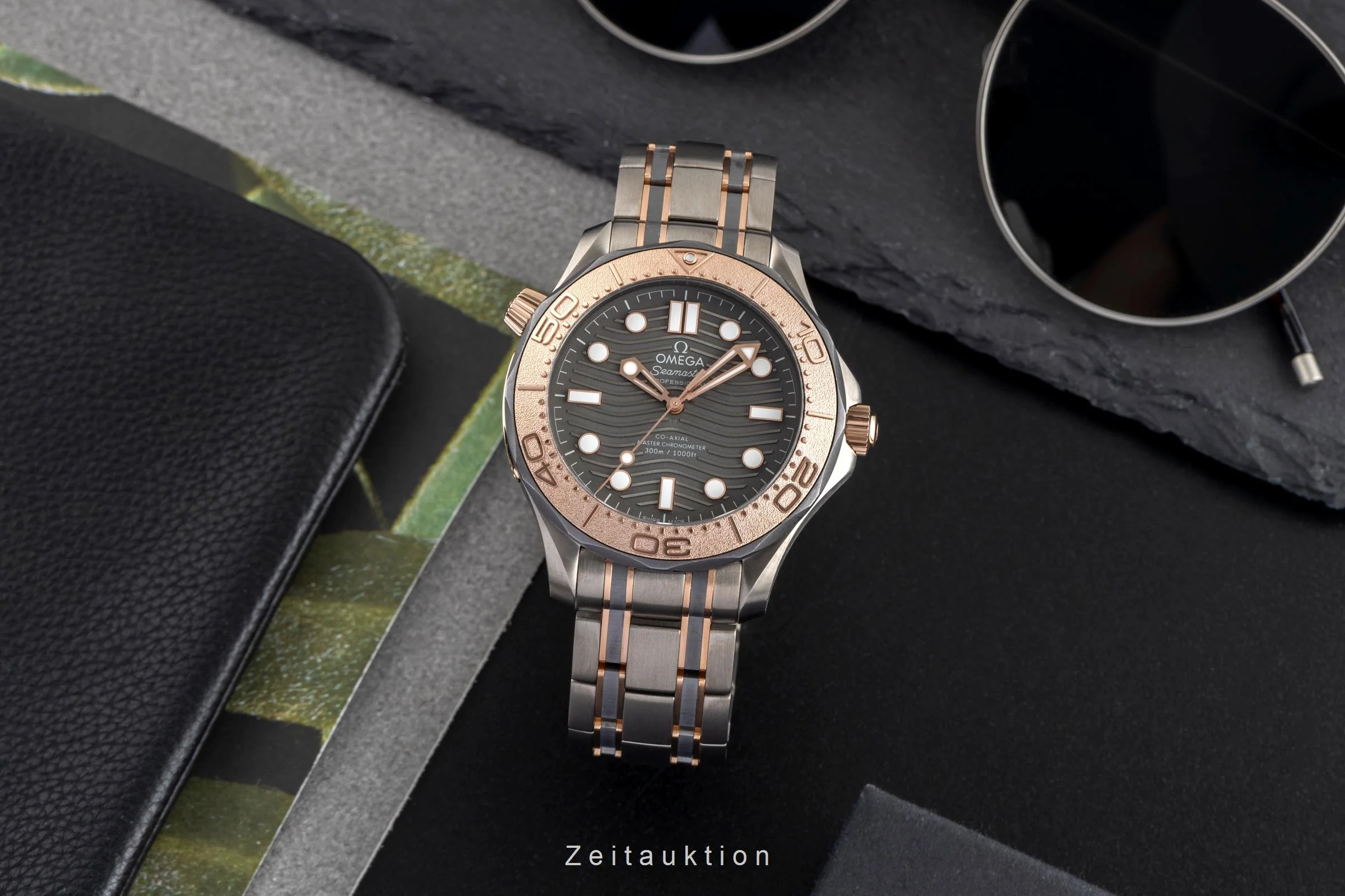 Omega Seamaster titanium / gold automatic men's watch 210.60.42.20.99.001 LP: 16200EUR Limited  [2503224] - Image 4