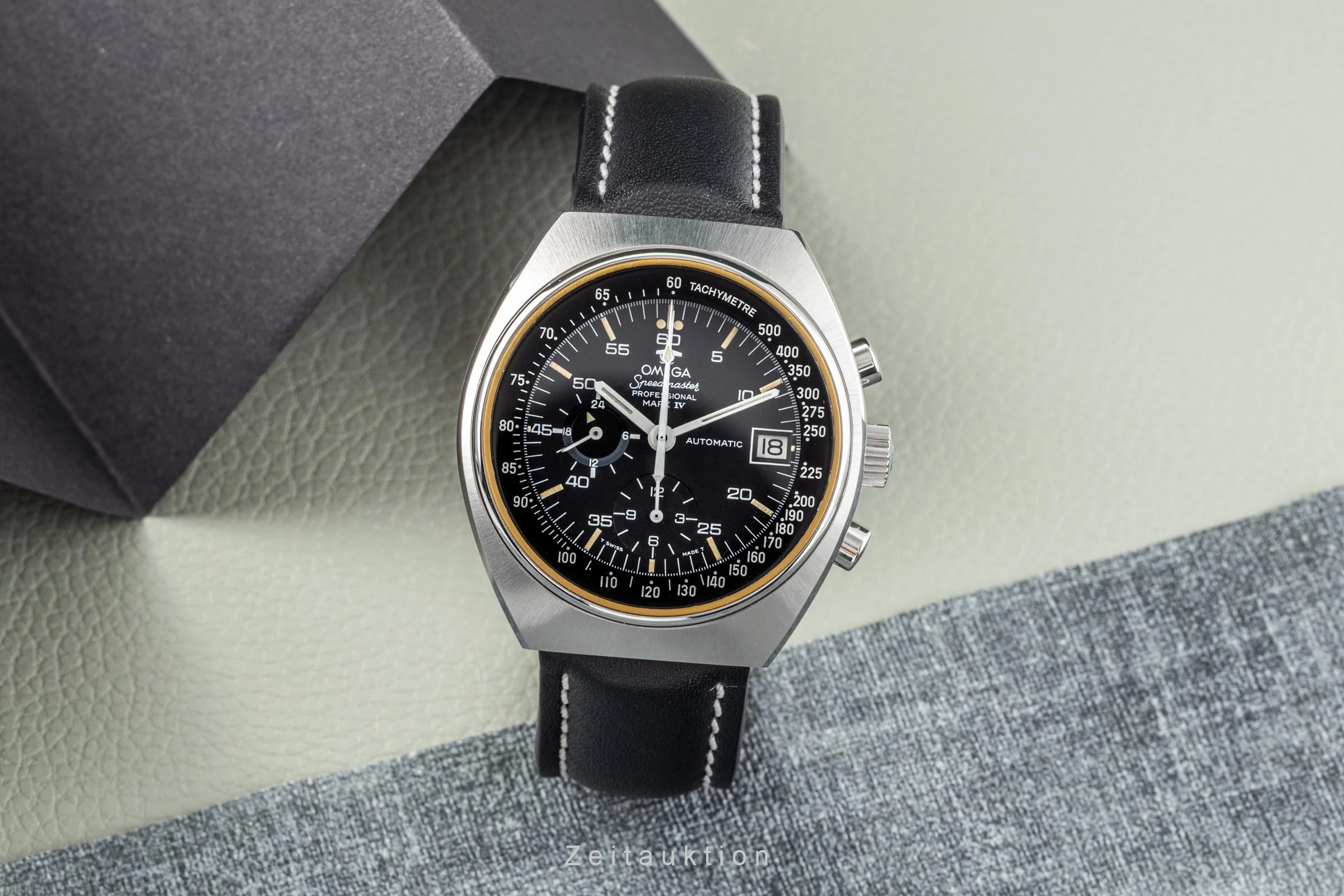 Omega Speedmaster chronograph steel automatic men's watch 176.009 Vintage  [2204554] - Image 3
