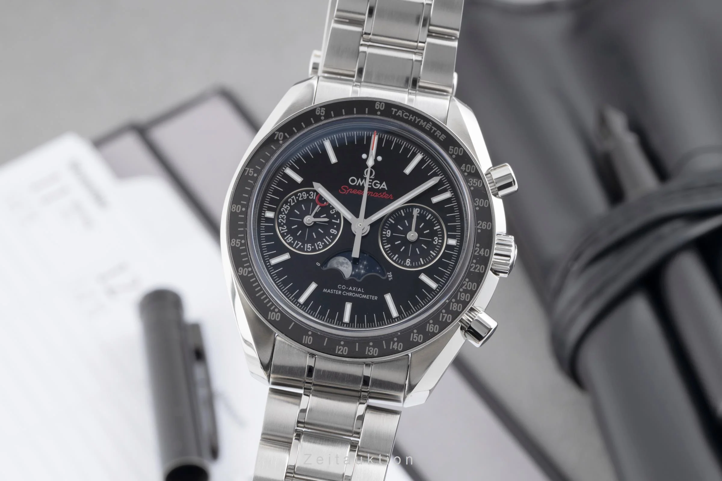 Omega Speedmaster chronograph steel automatic men's watch 304.30.44.52.01.001 LP: 12600EUR  [2503684] - Image 2
