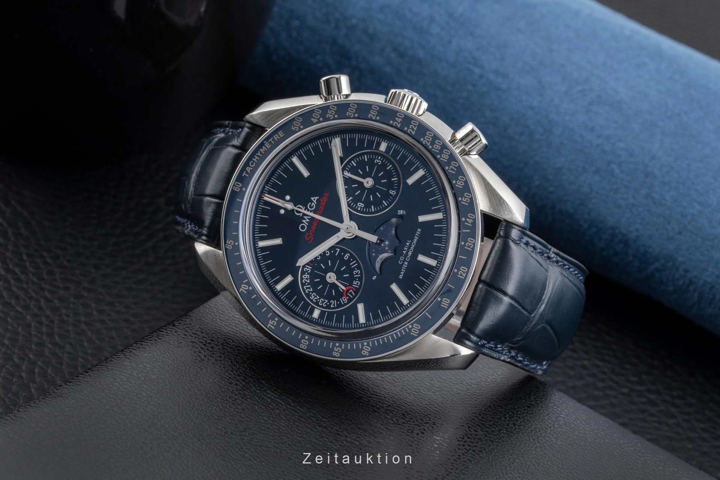 Omega Speedmaster chronograph steel automatic men's watch 304.33.44.52.03.001  [2502545] - Image 3