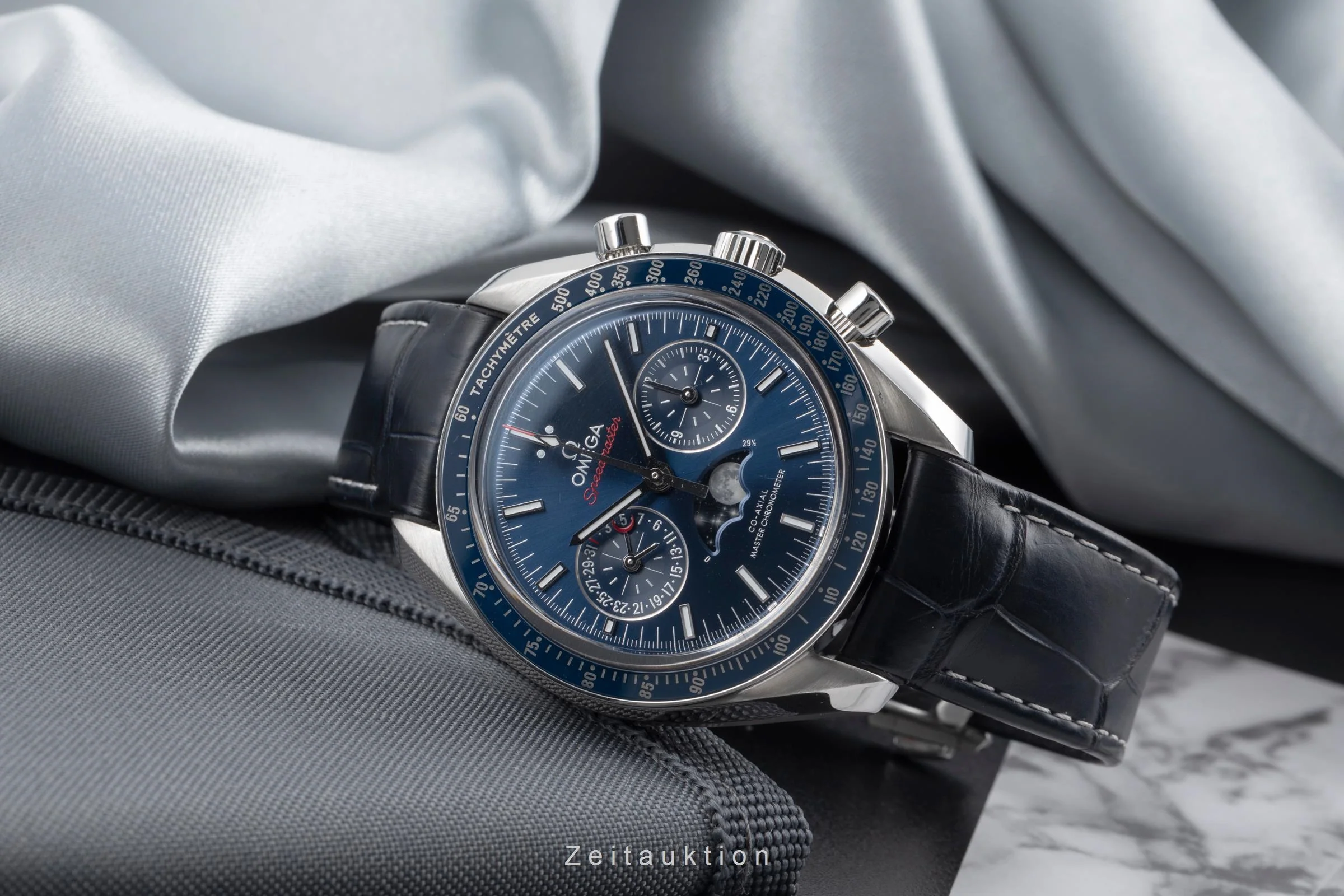 Omega Speedmaster chronograph steel automatic men's watch 304.33.44.52.03.001 LP: 12000EUR  [2504675] - Image 3