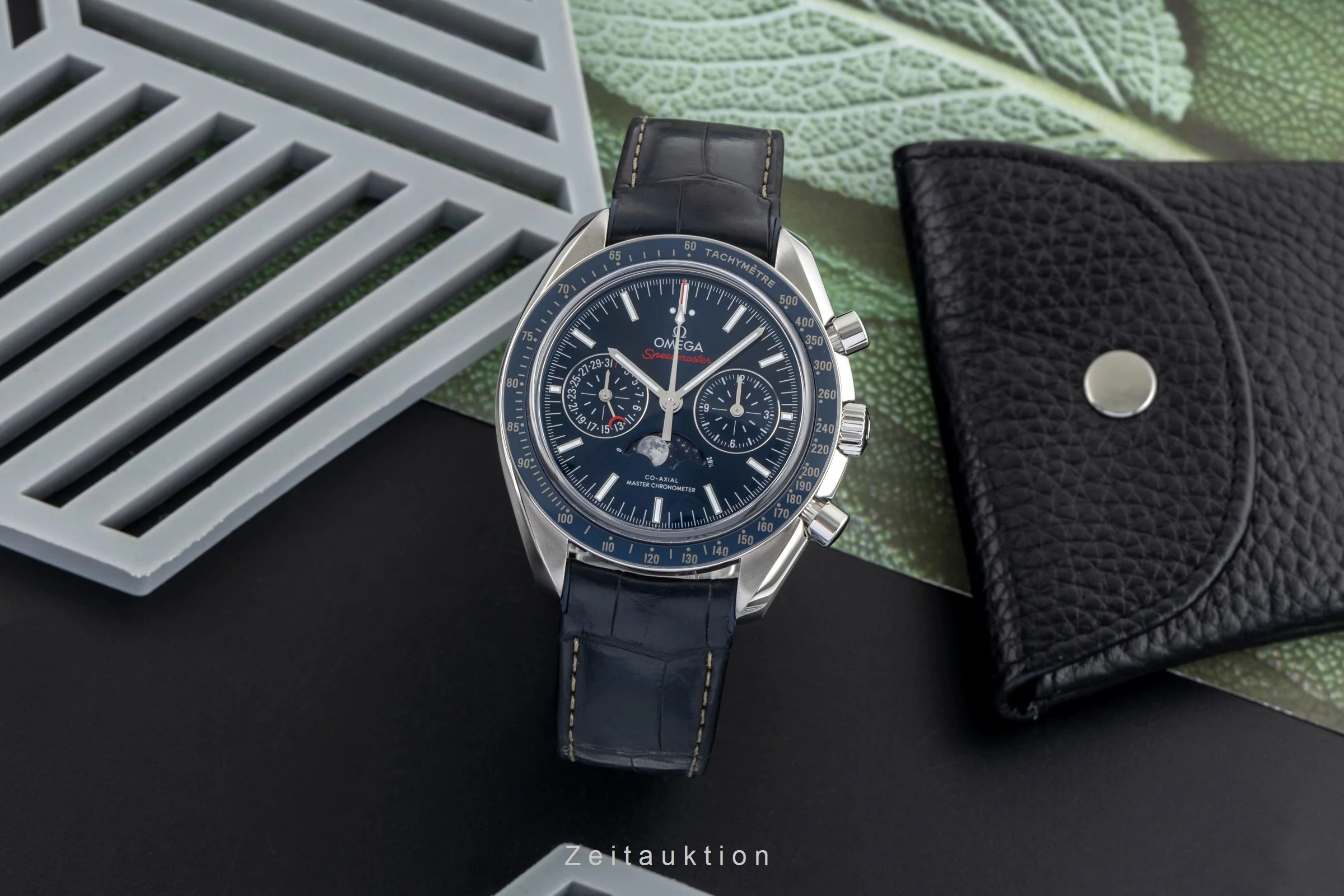Omega Speedmaster chronograph steel automatic men's watch 304.33.44.52.03.001 LP: 12200EUR  [2504721] - Image 4