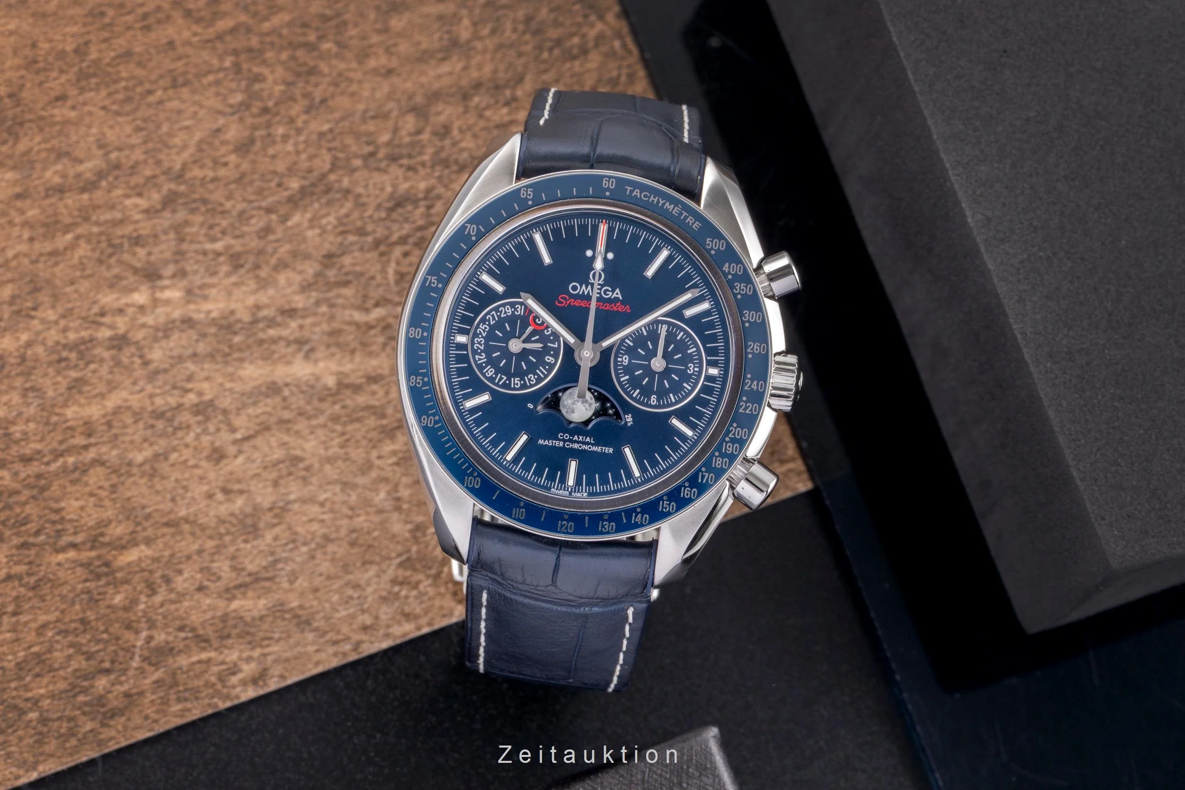 Omega Speedmaster chronograph steel automatic men's watch 304.33.44.52.03.001 LP: 12200EUR  [2505123] - Image 4