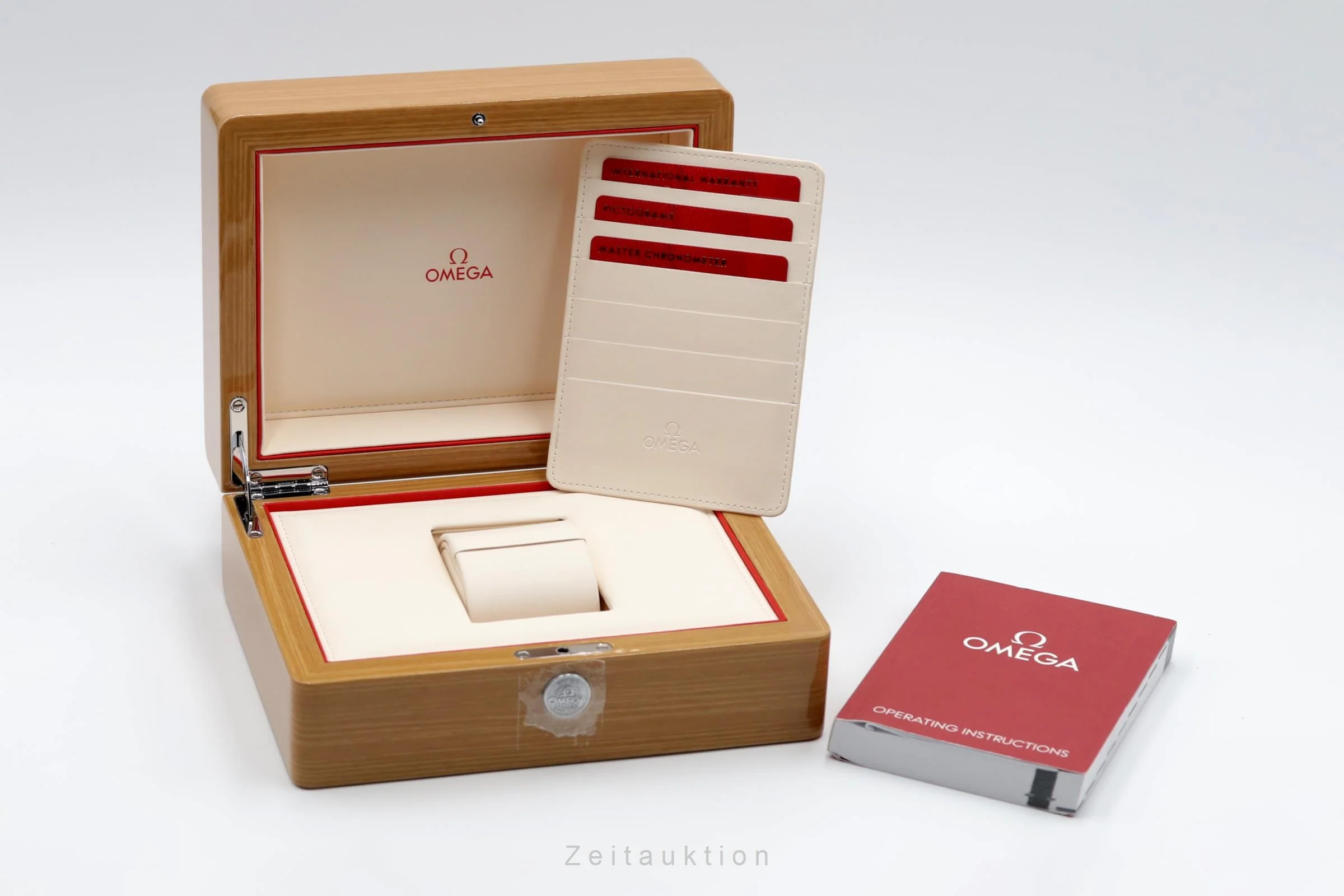 Omega Speedmaster chronograph steel automatic men's watch 304.33.44.52.03.001 LP: 12200EUR  [2505123] - Image 9