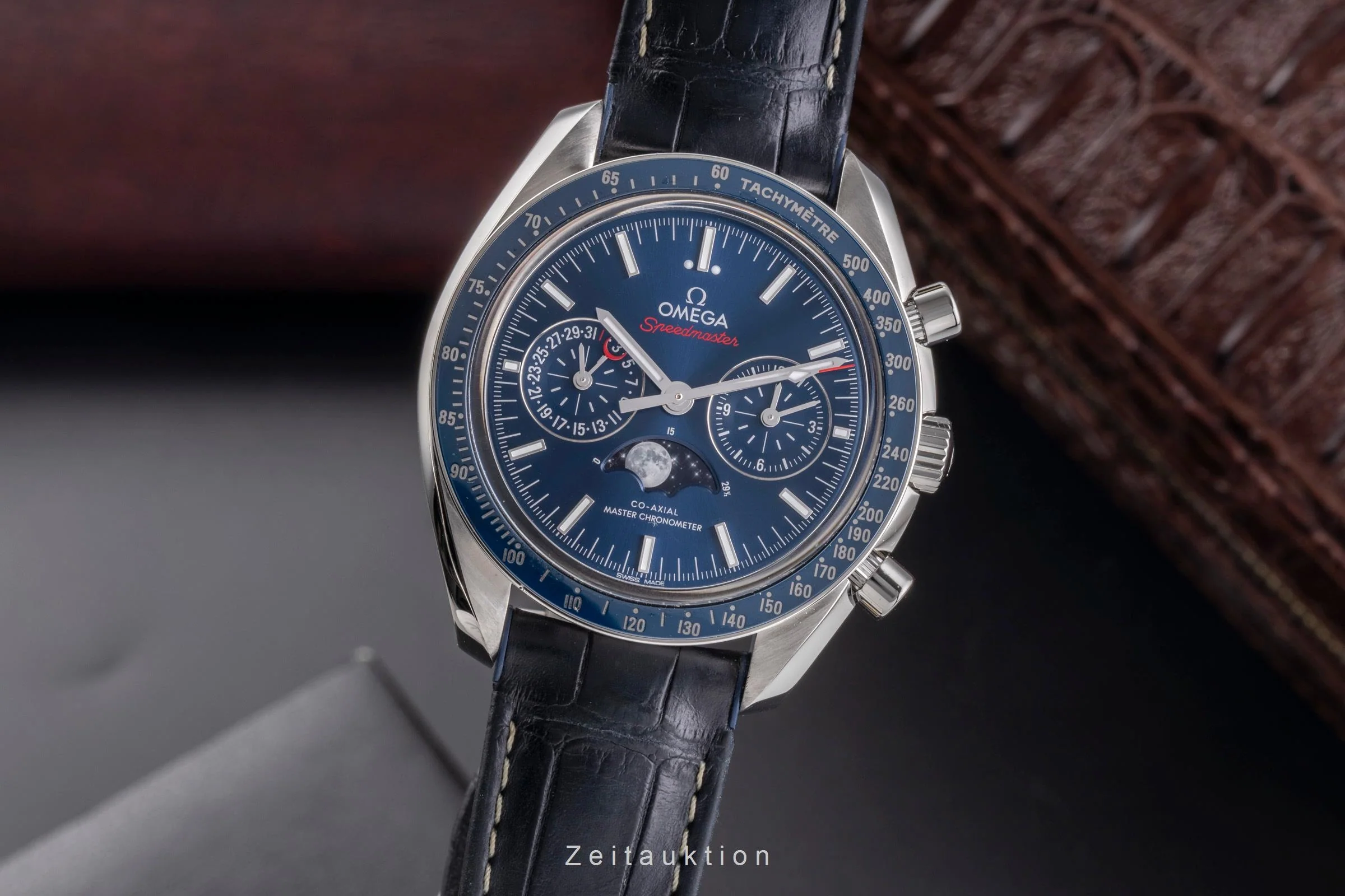 Omega Speedmaster chronograph steel automatic men's watch 304.33.44.52.03.001 LP: 12200EUR  [2505261] - Image 2