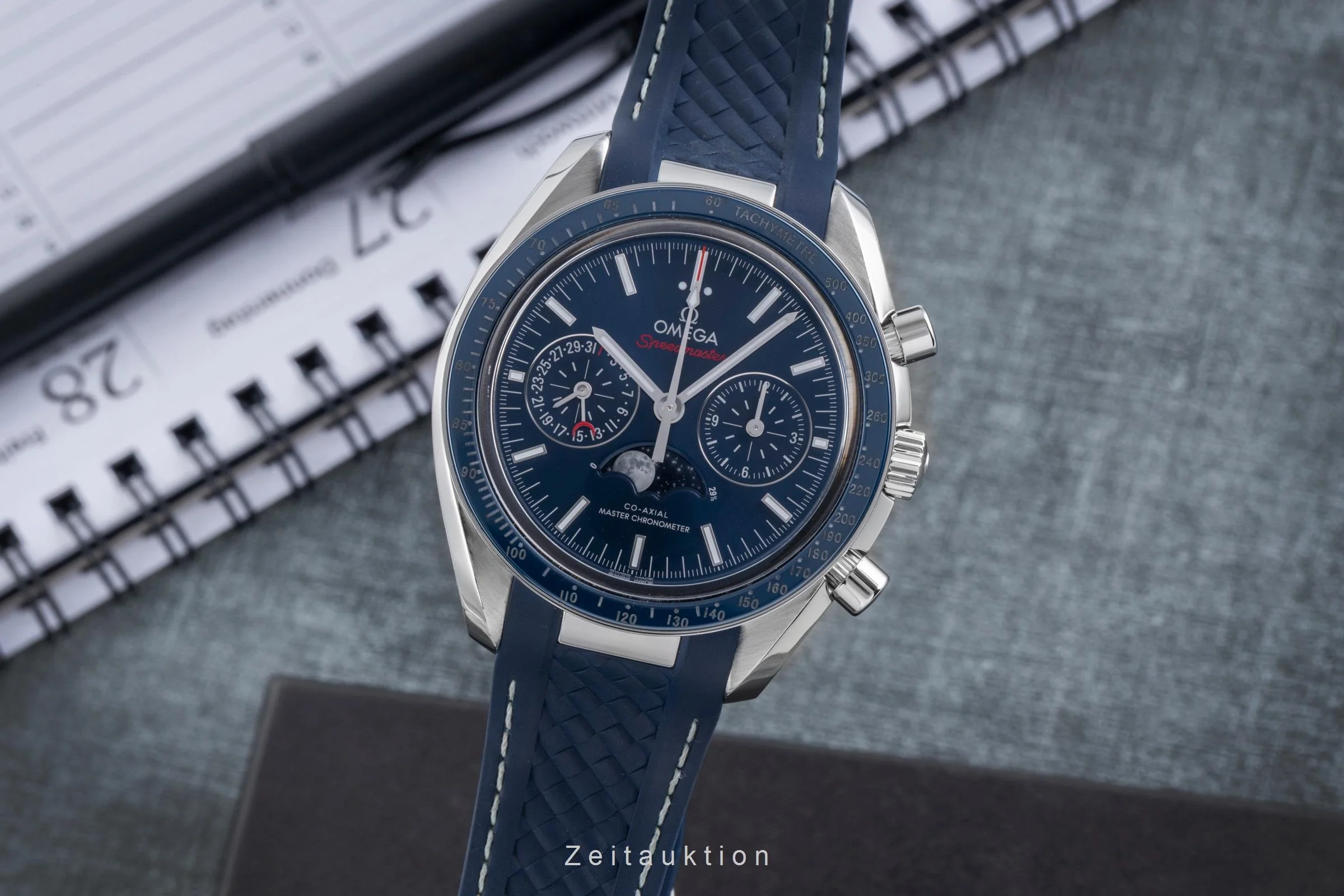 Omega Speedmaster chronograph steel automatic men's watch 304.33.44.52.03.001 LP: 12200EUR  [2600166] - Image 2
