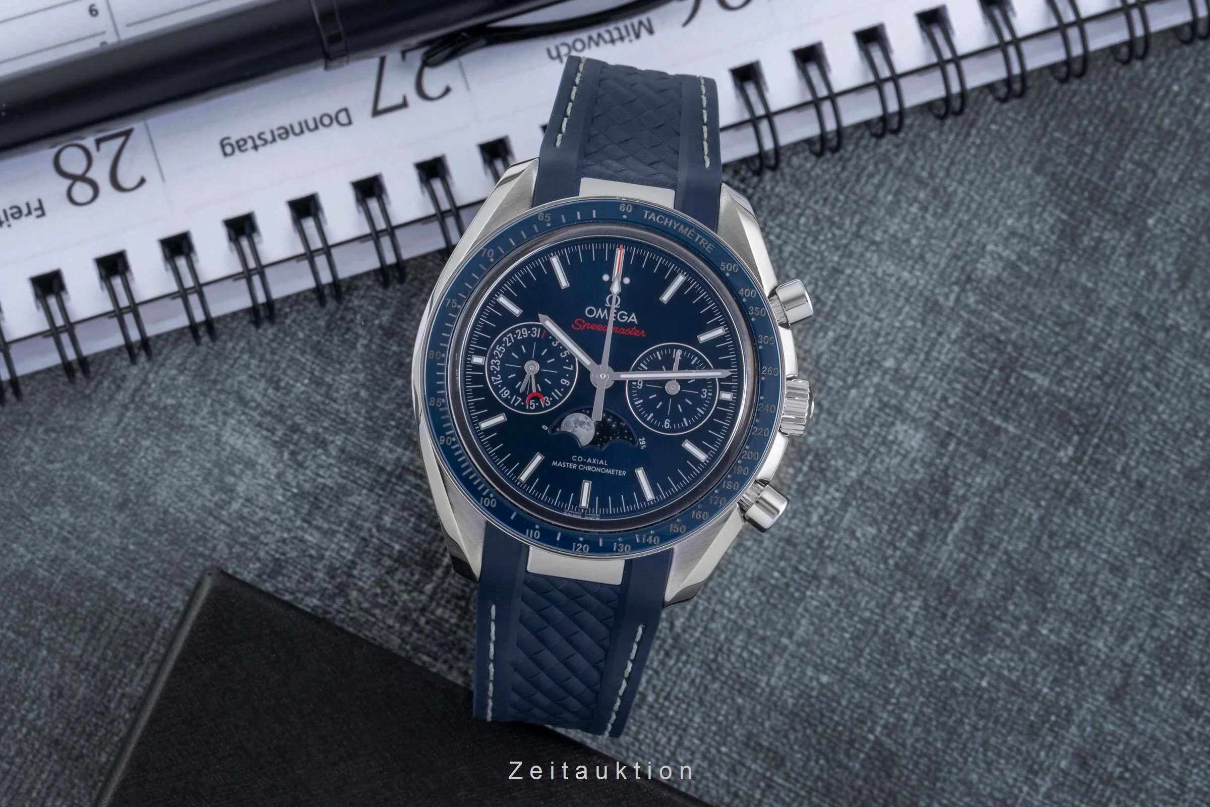 Omega Speedmaster chronograph steel automatic men's watch 304.33.44.52.03.001 LP: 12200EUR  [2600166] - Image 4