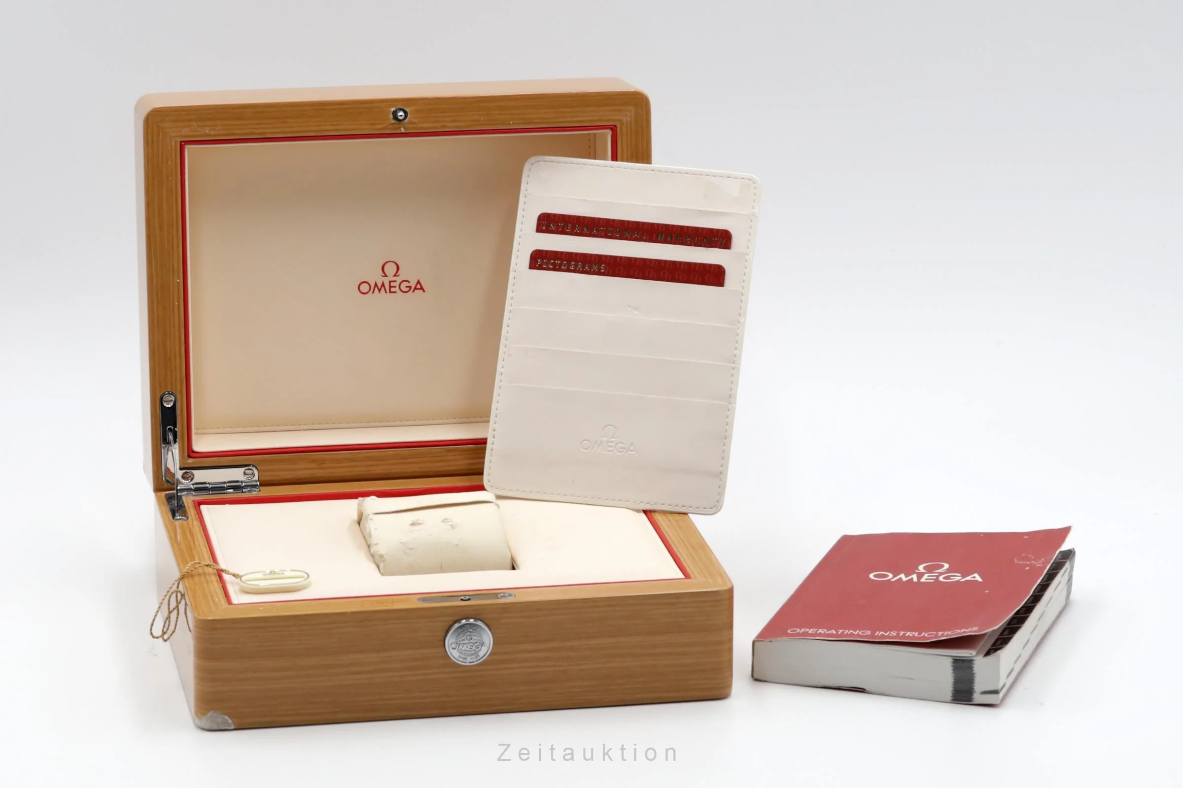 Omega Speedmaster chronograph steel automatic men's watch 311.33.44.51.01.001 LP: 10400EUR  [2304404] - Image 8