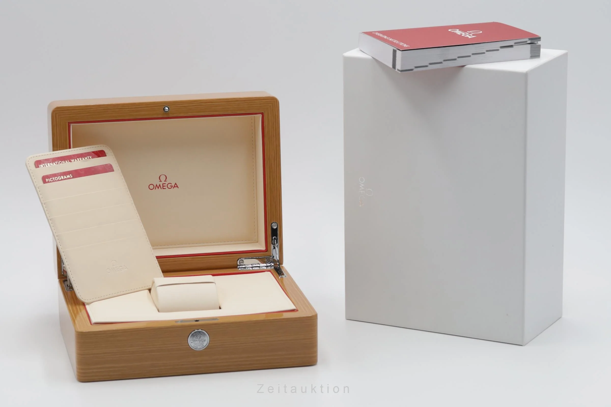 Omega Speedmaster chronograph steel automatic men's watch 324.30.38.50.03.001 LP: 6100EUR  [2505275] - Image 9