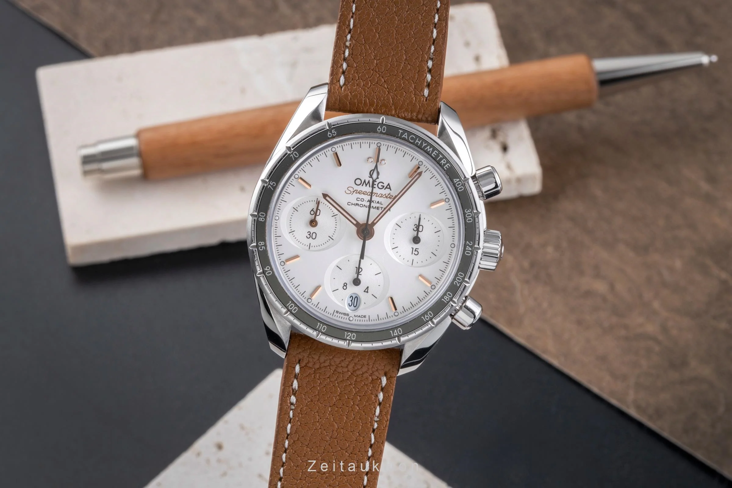 Omega Speedmaster chronograph steel automatic men's watch 324.32.38.50.02.001 LP: 5700EUR  [2506040] - Image 2