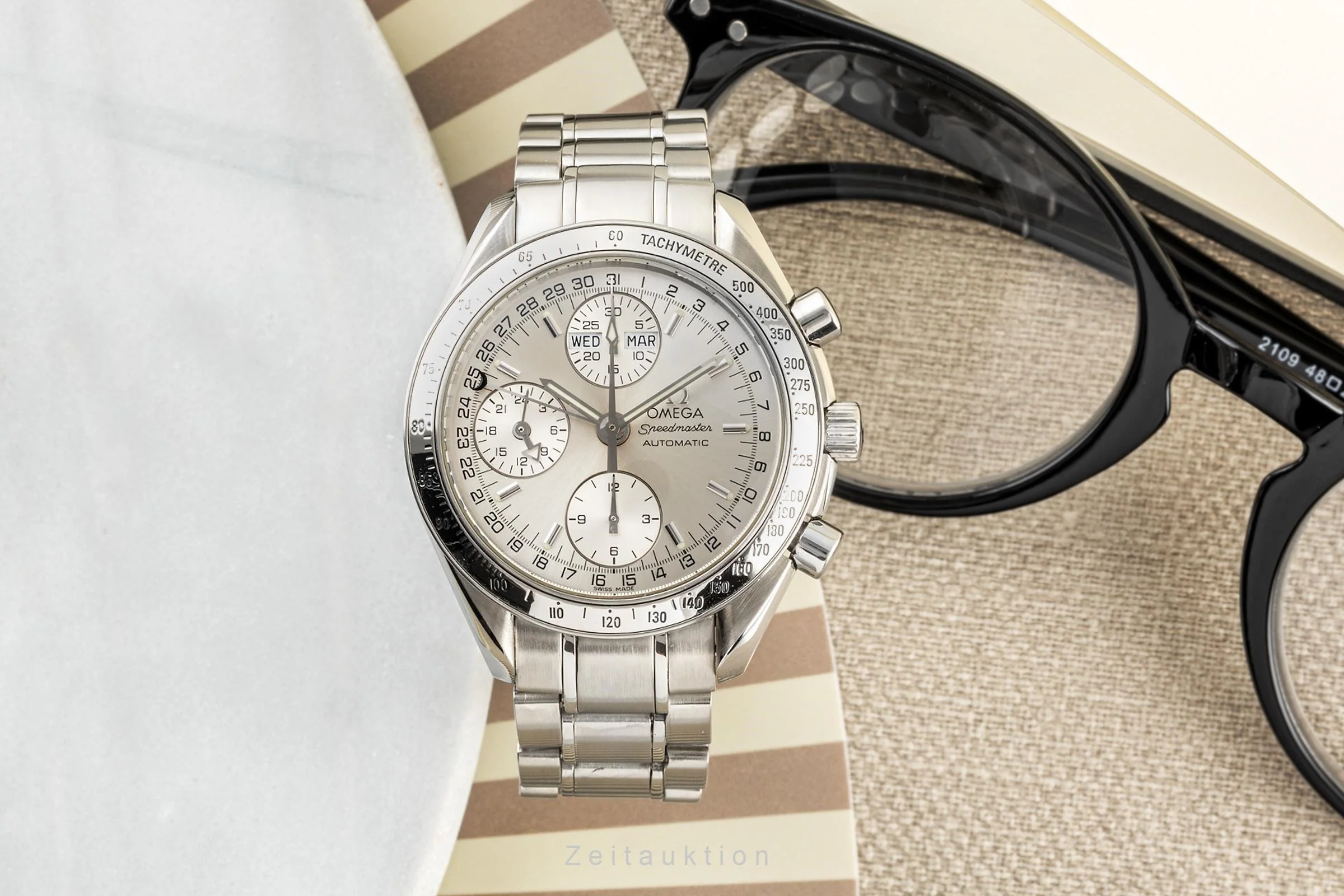 Omega Speedmaster chronograph steel automatic men's watch 3523.30.00 LP: 6100EUR  [2304392] - Image 3