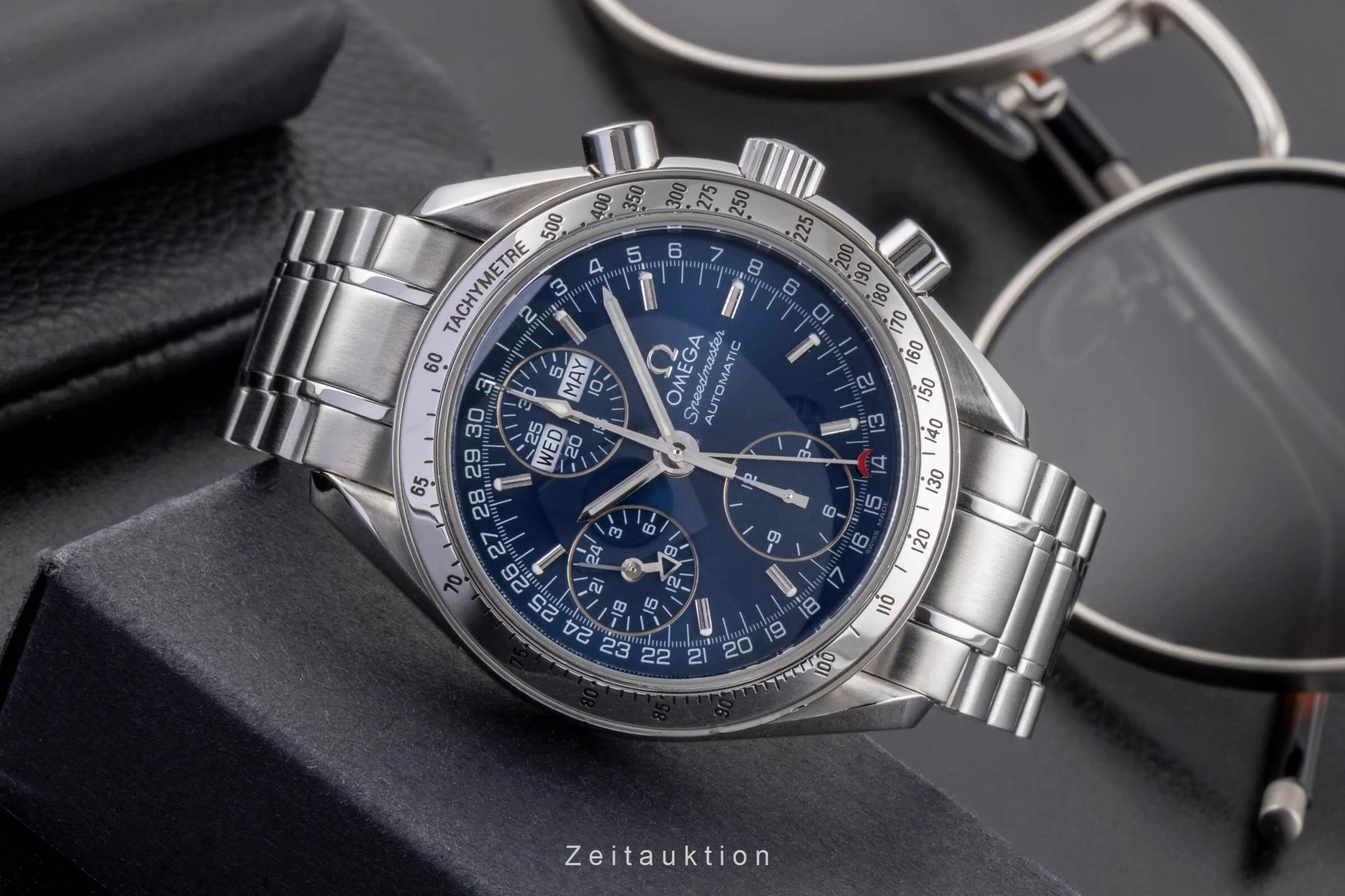 Omega Speedmaster chronograph steel automatic men's watch 3523.80.00  [2500147] - Image 3