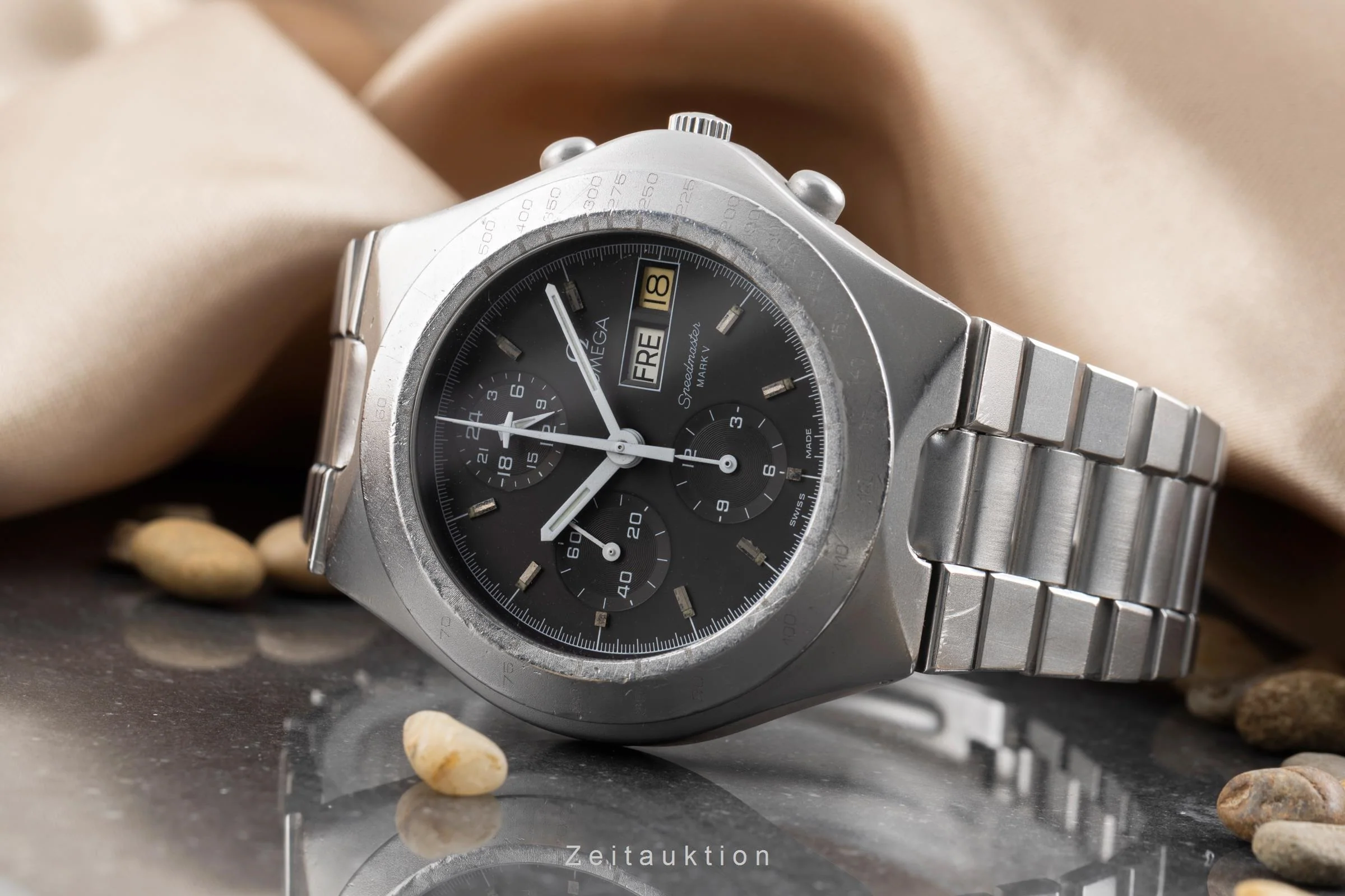 Omega Speedmaster chronograph steel automatic men's watch 376.0806  [2503961] - Image 3