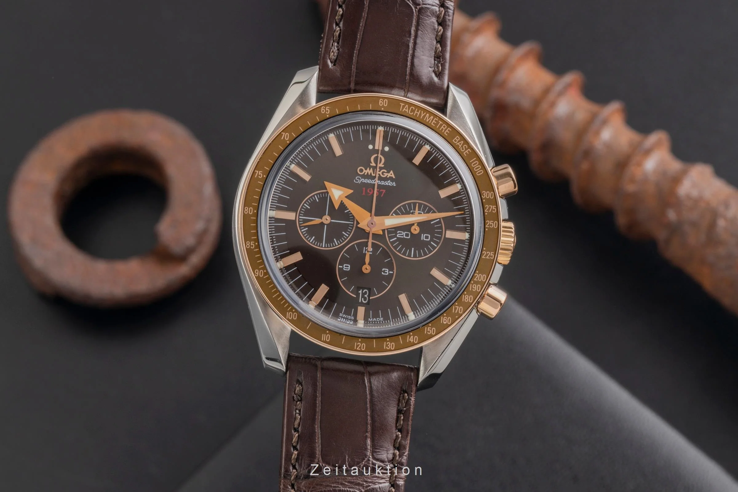Omega Speedmaster chronograph steel / gold automatic men's watch 321.93.42.50.13.001  [2503527] - Image 2