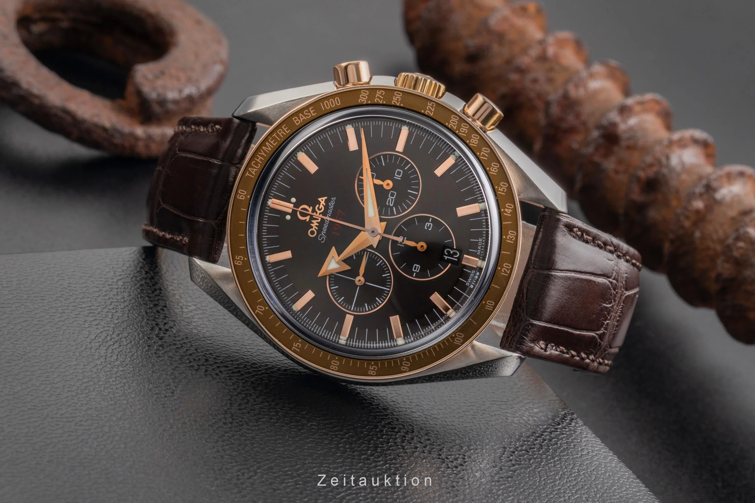 Omega Speedmaster chronograph steel / gold automatic men's watch 321.93.42.50.13.001  [2503527] - Image 3