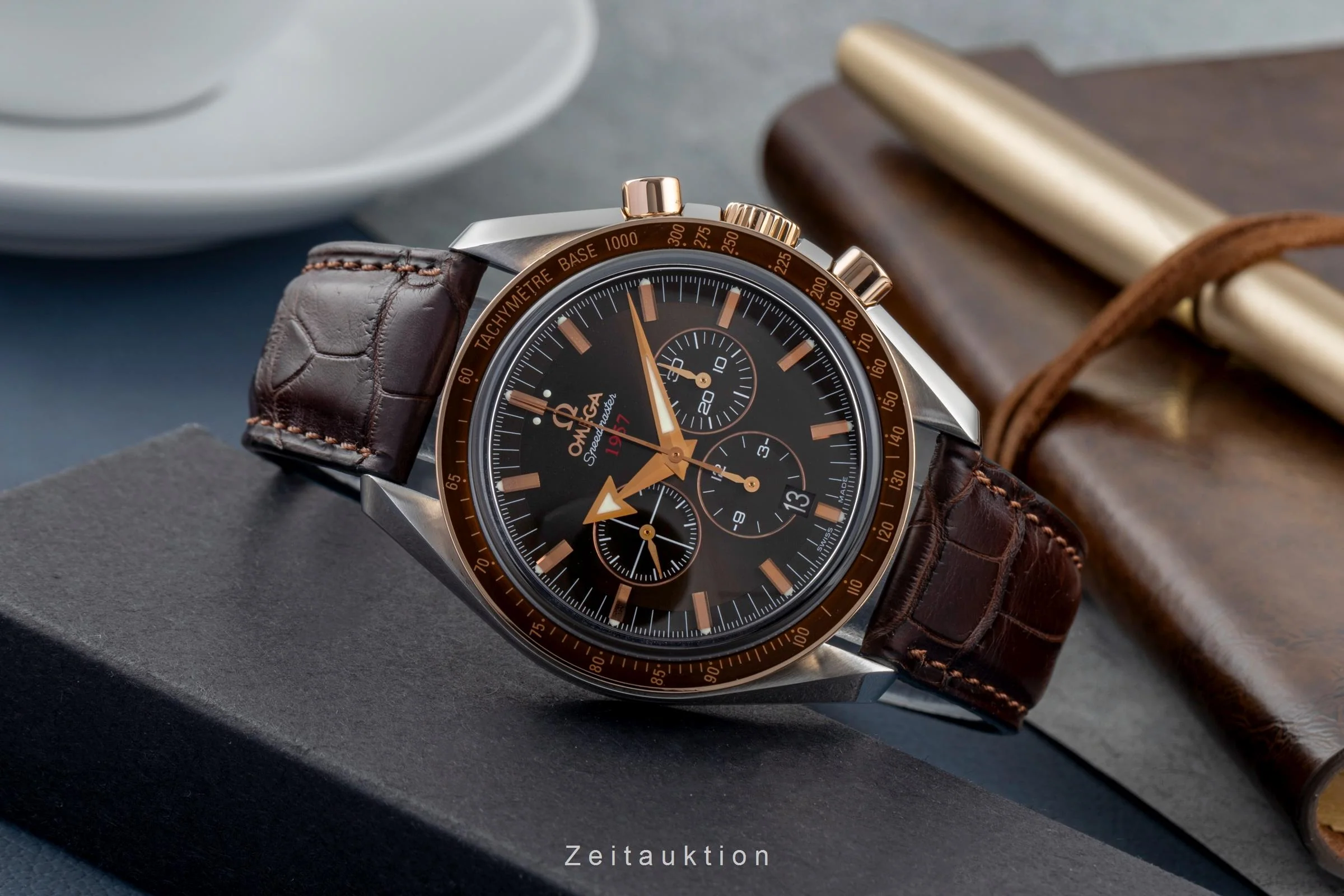Omega Speedmaster chronograph steel / gold automatic men's watch 321.93.42.50.13.001  [2504754] - Image 3