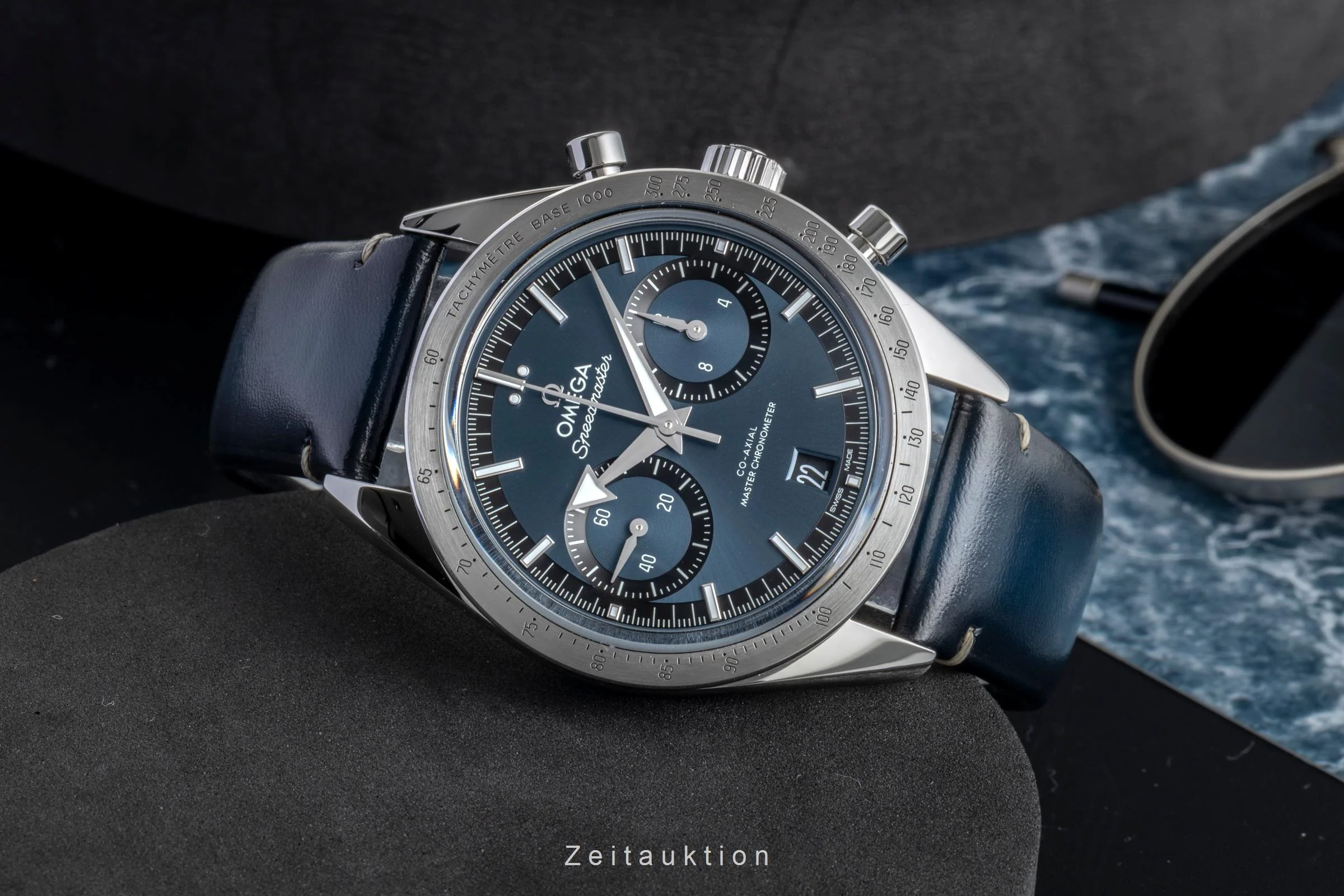Omega Speedmaster chronograph steel manual winding men's watch 332.12.41.51.03.001 LP: 9900EUR  [2507496] - Image 3