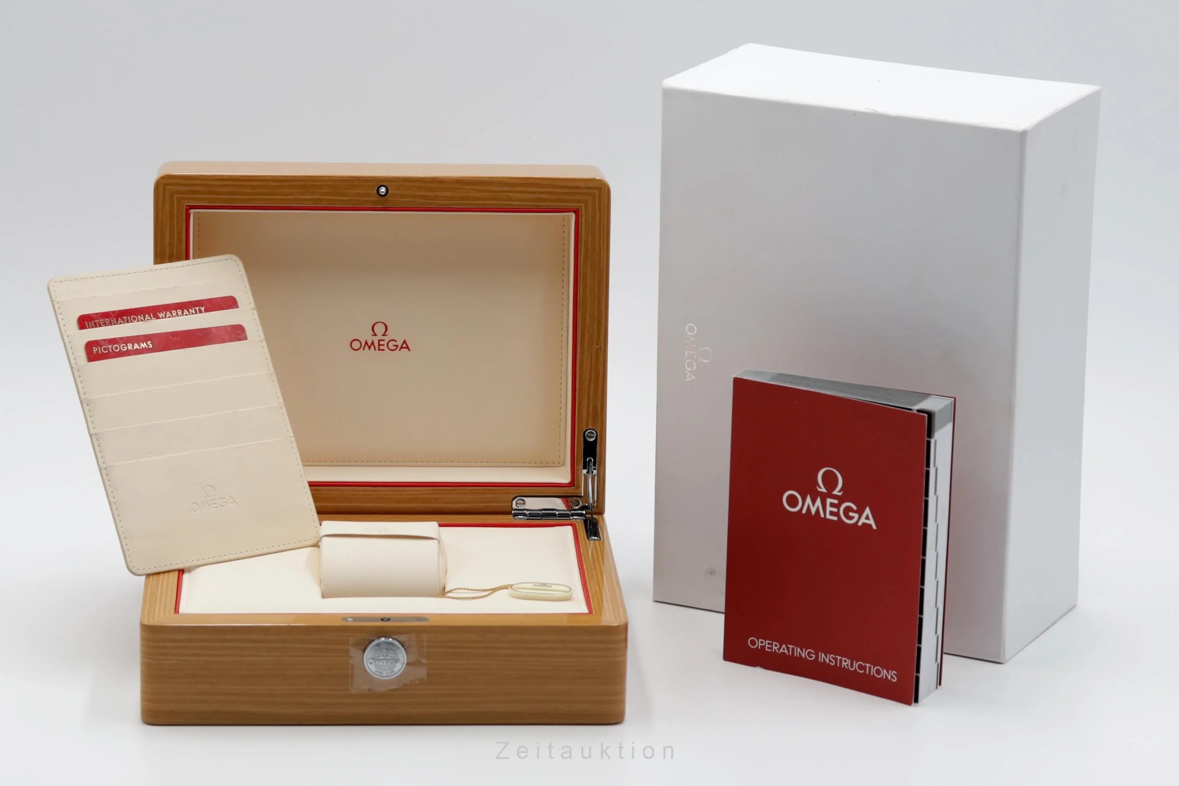 Omega Speedmaster chronograph titanium automatic men's watch 311.93.44.51.03.001 LP: 10100EUR  [2502546] - Image 9
