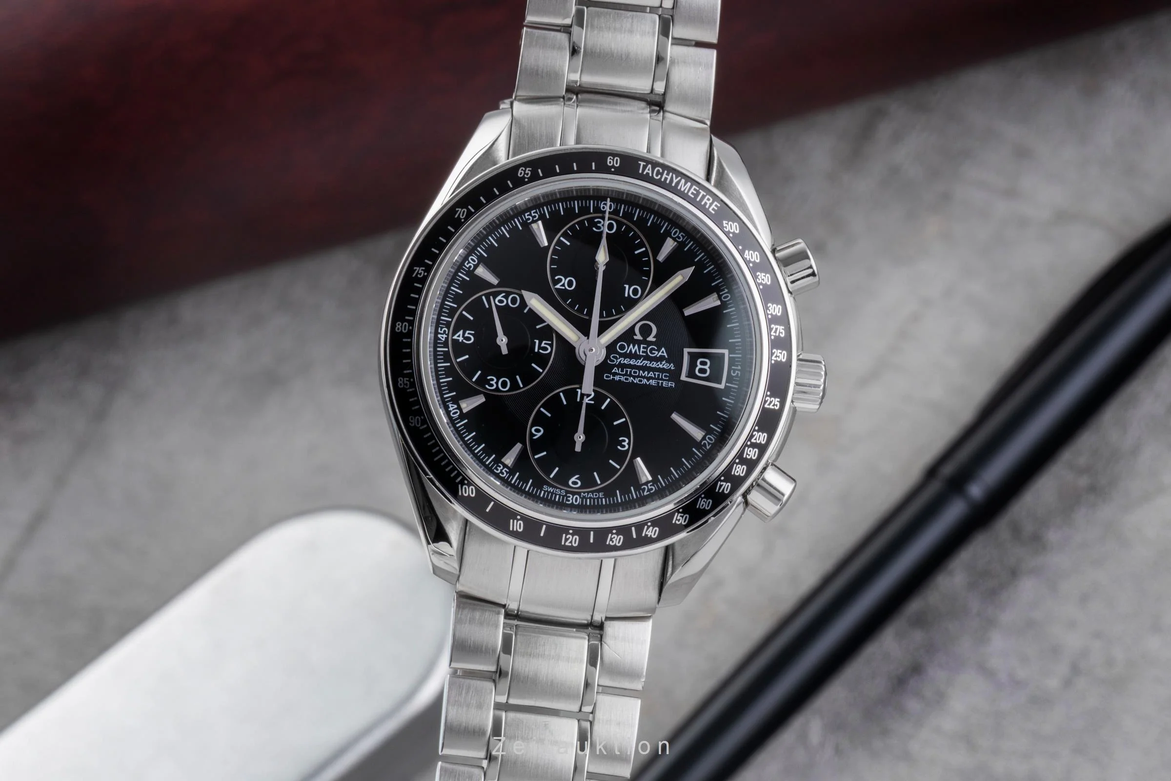 Omega Speedmaster Date chronograph steel automatic men's watch 3210.50.00  [2505666] - Image 2