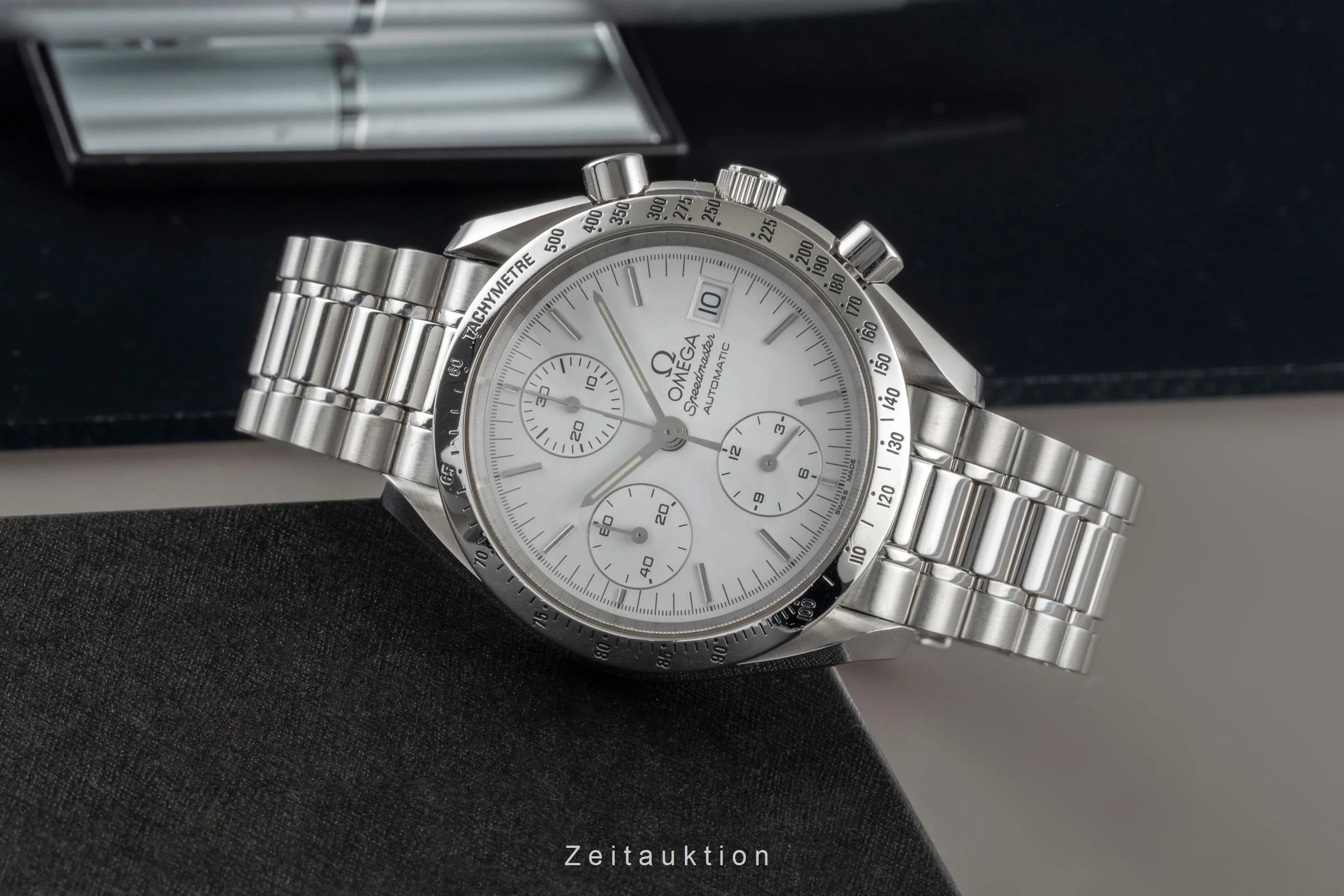 Omega Speedmaster Date chronograph steel automatic men's watch 3511.20.00 LP: 6100EUR  [2506957] - Image 3