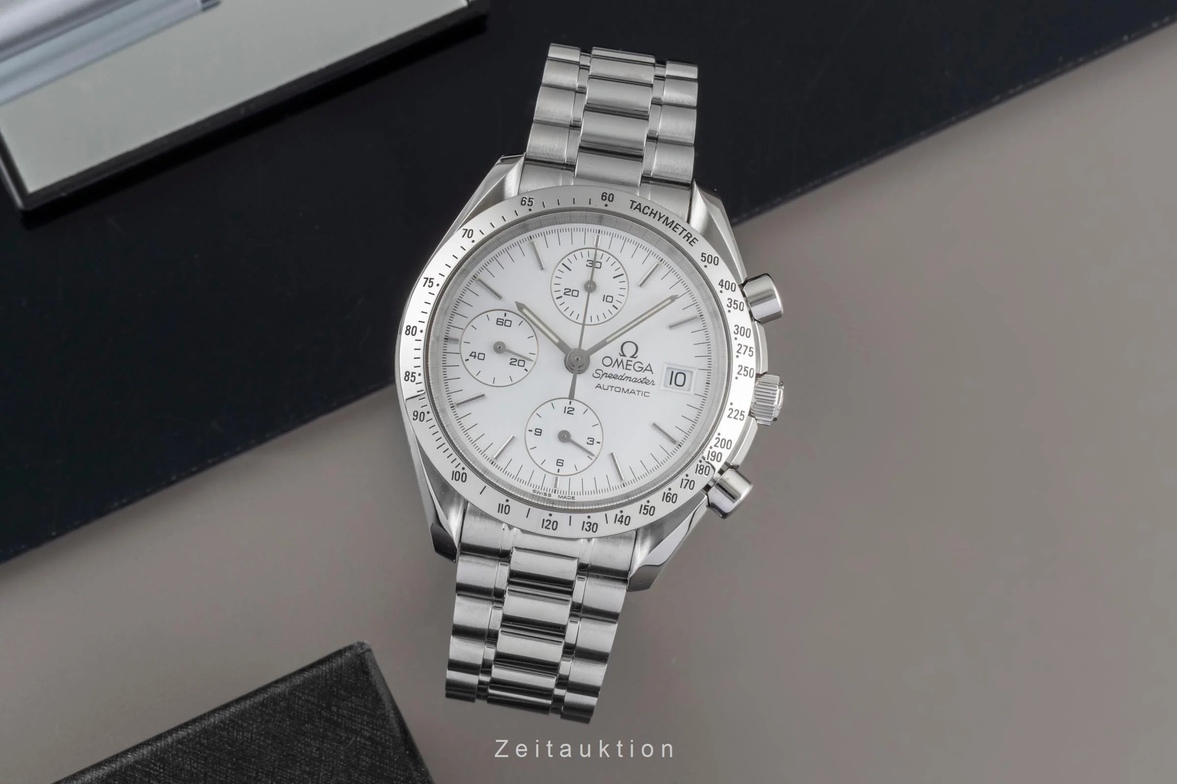 Omega Speedmaster Date chronograph steel automatic men's watch 3511.20.00 LP: 6100EUR  [2506957] - Image 4