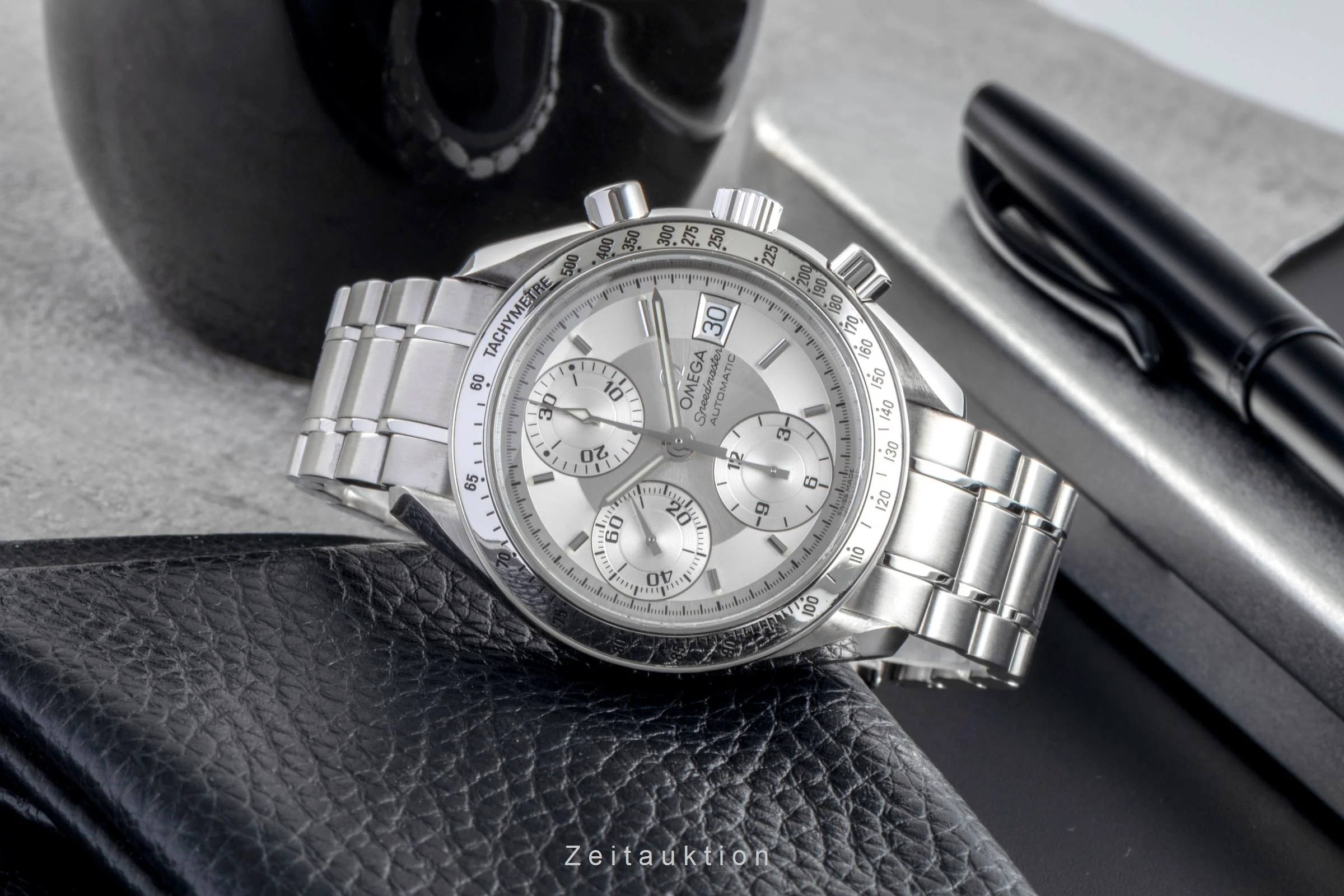Omega Speedmaster Date chronograph steel automatic men's watch 3513.30.00  [2506956] - Image 3