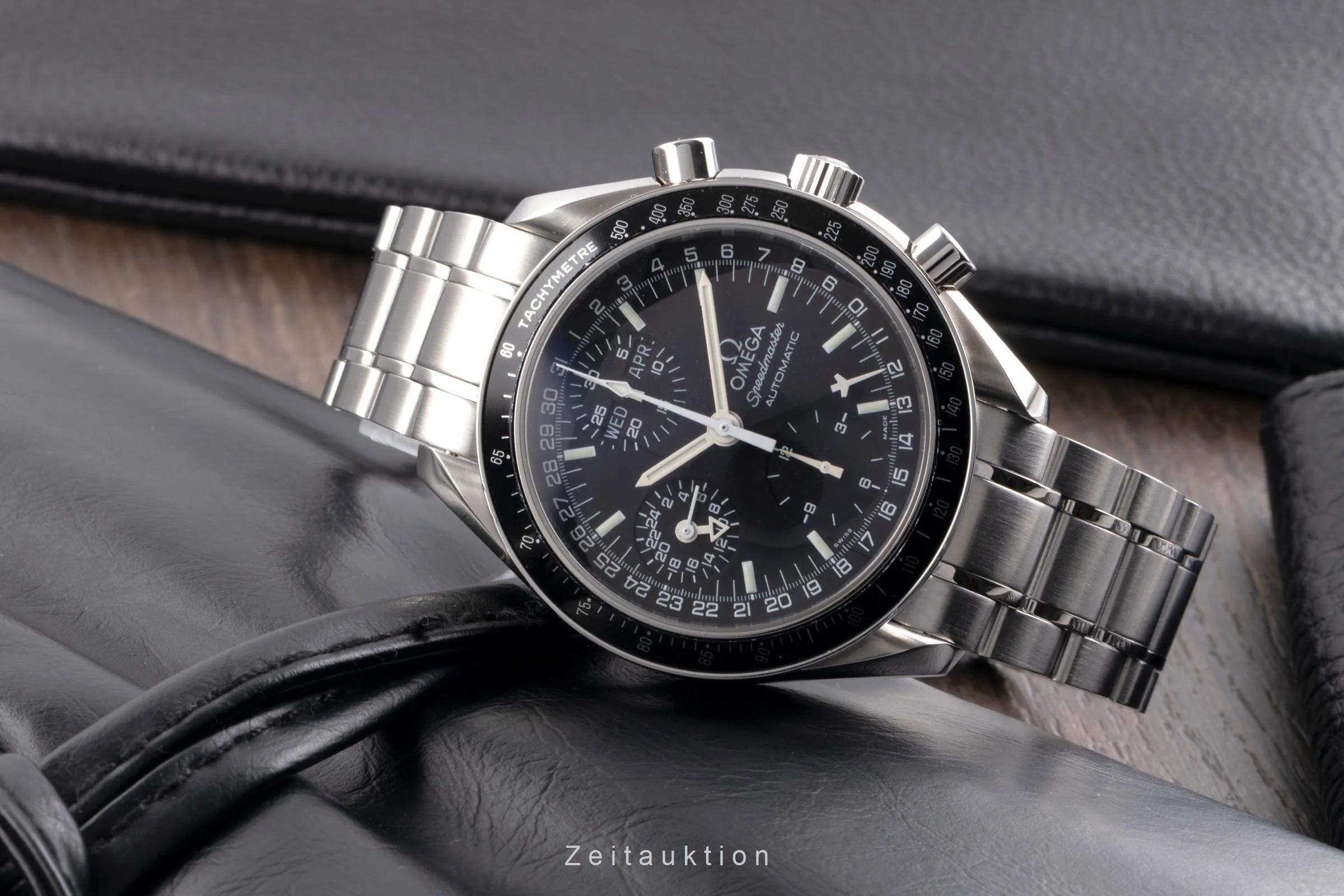 Omega Speedmaster Date chronograph steel automatic men's watch 3520.50.00  [2505071] - Image 3