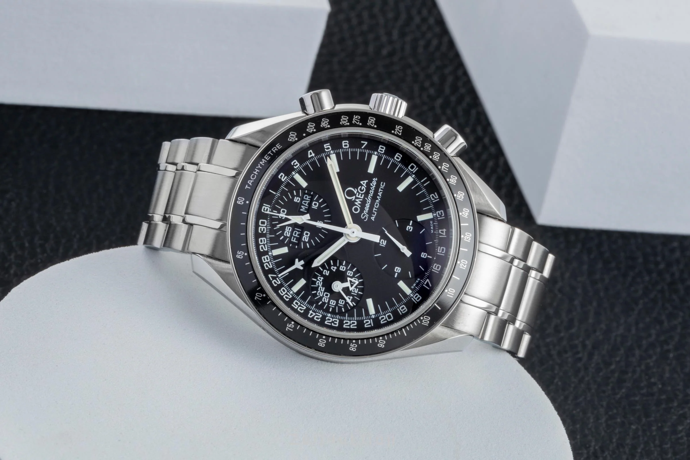 Omega Speedmaster Date chronograph steel automatic men's watch 3520.50.00  [2506492] - Image 3