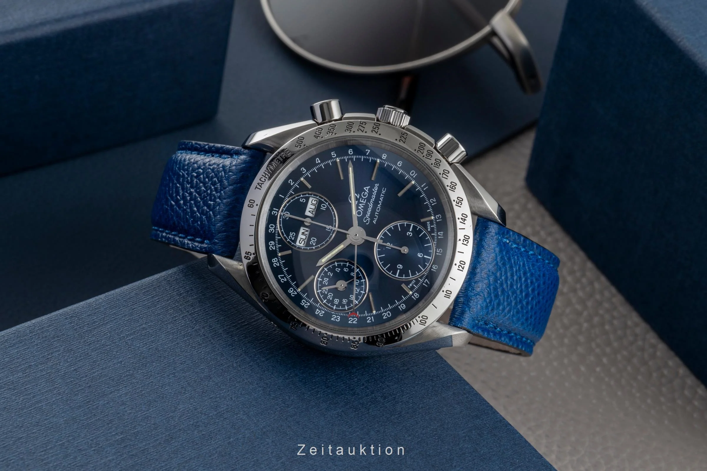 Omega Speedmaster Date chronograph steel automatic men's watch 3521.80.00  [2503051] - Image 3