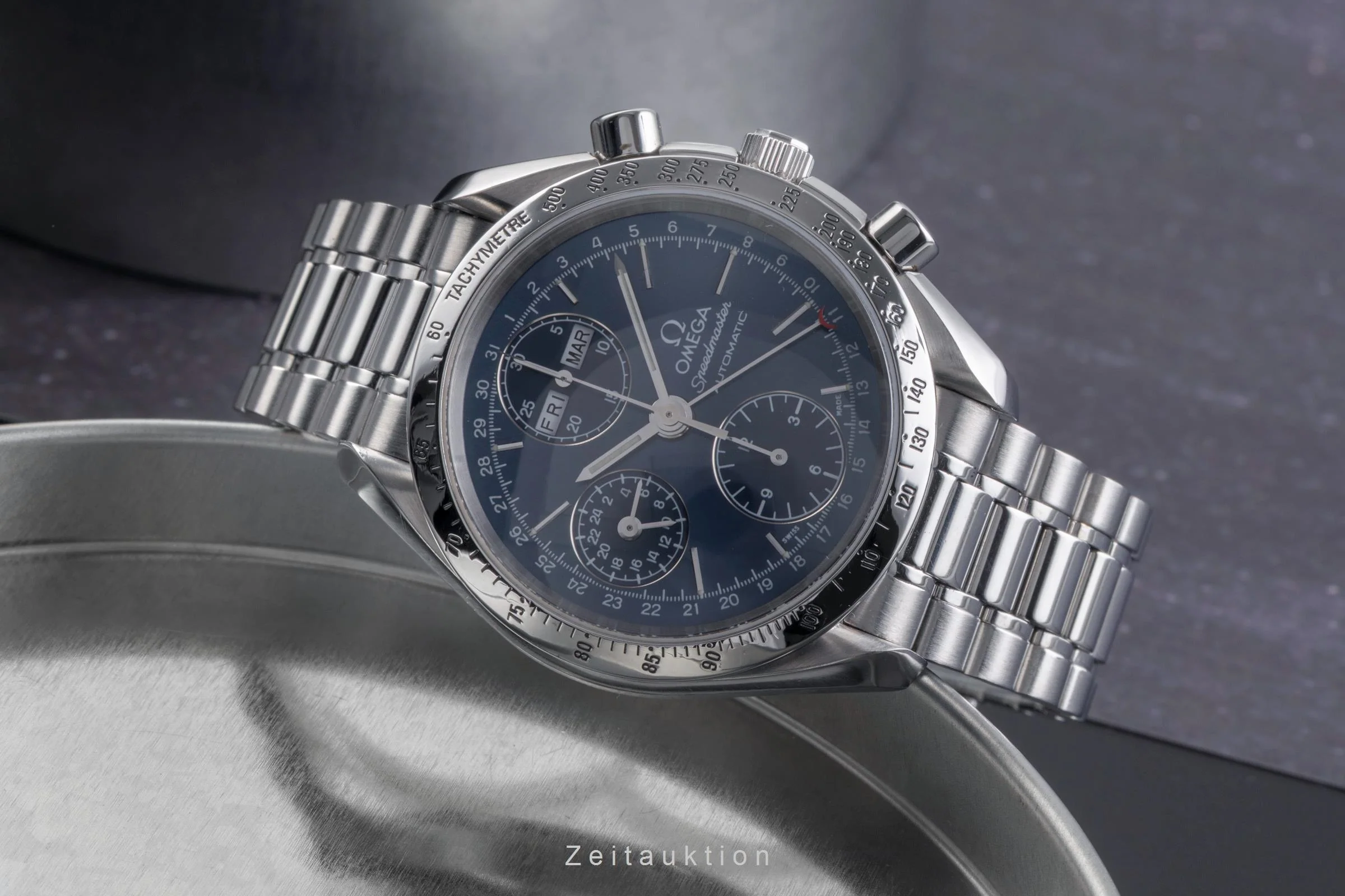 Omega Speedmaster Date chronograph steel automatic men's watch 3521.80.00  [2503860] - Image 3