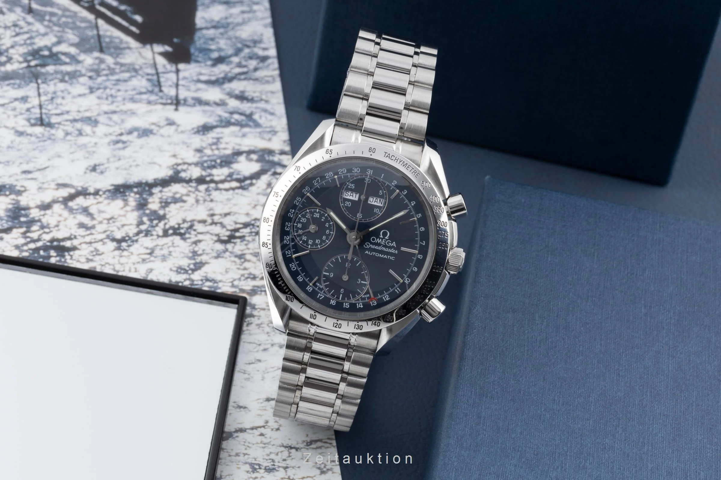 Omega Speedmaster Date chronograph steel automatic men's watch 3521.80.00  [2506610] - Image 4