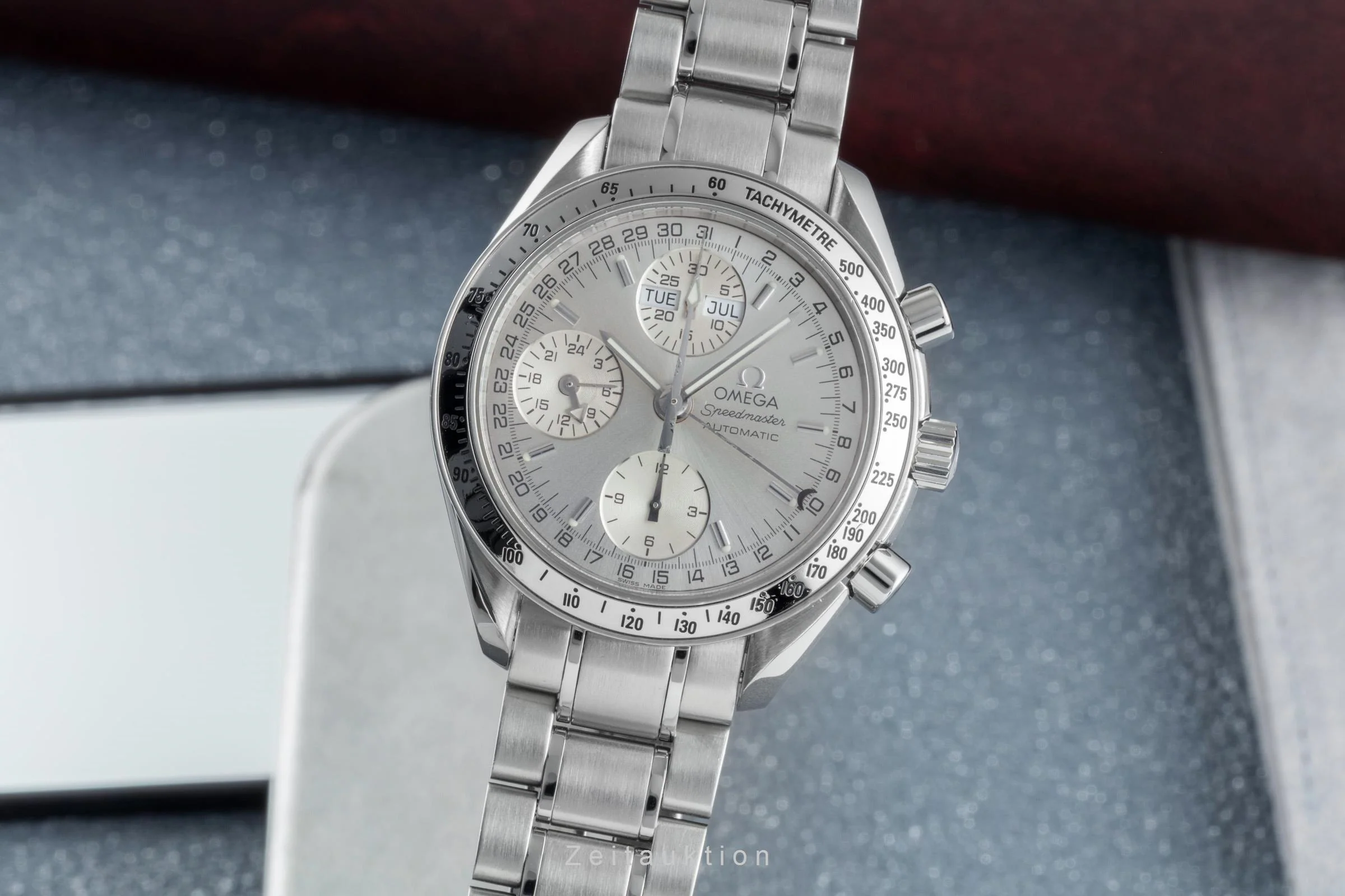 Omega Speedmaster Date chronograph steel automatic men's watch 3523.30.00  [2504905] - Image 2