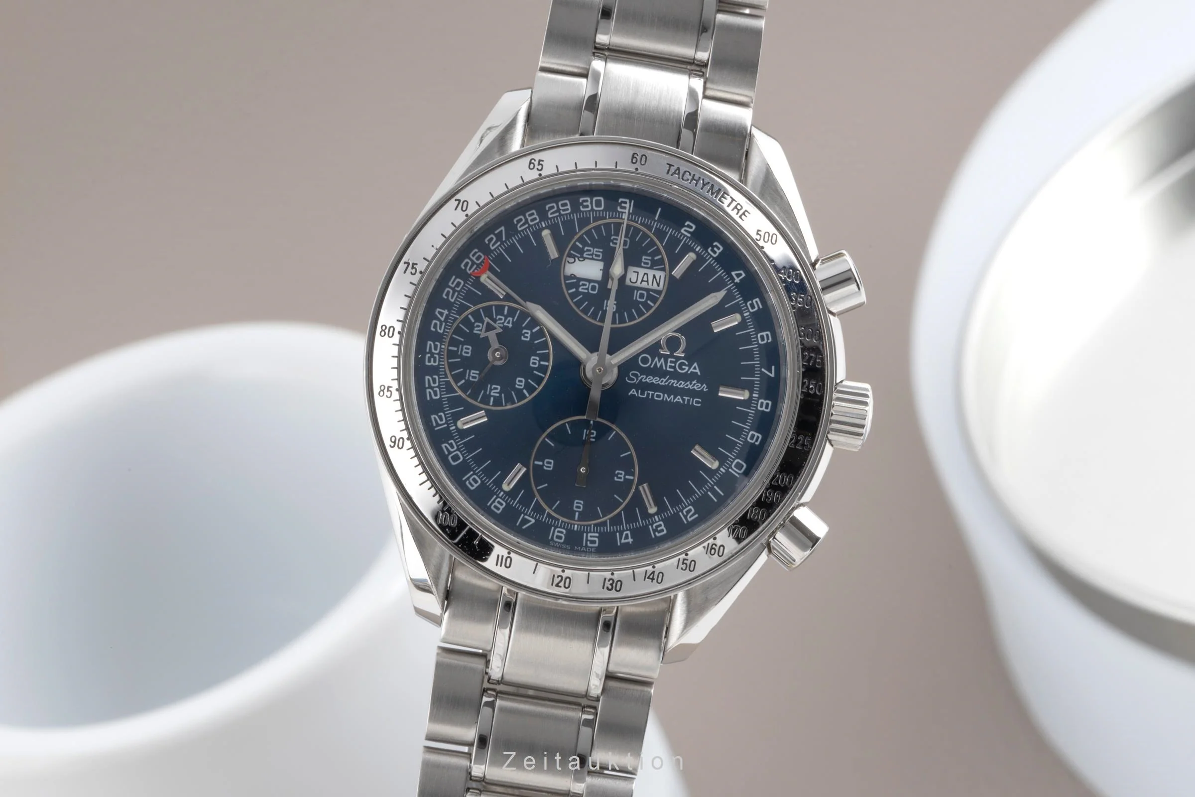 Omega Speedmaster Date chronograph steel automatic men's watch 3523.80.00  [2502970] - Image 2