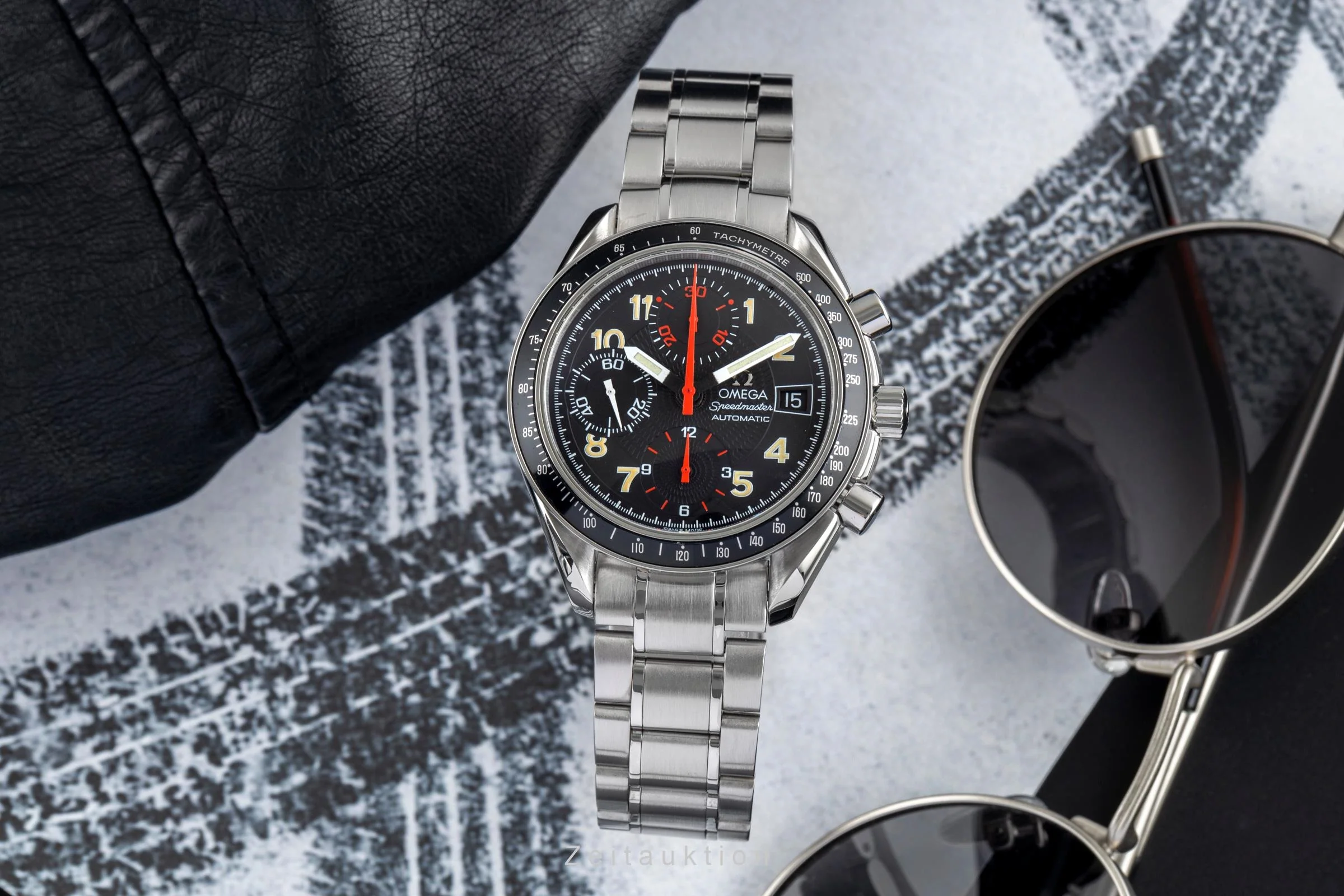 Omega Speedmaster Date chronograph steel automatic men's watch 3813.53.00 LP: 6100EUR  [2503661] - Image 4