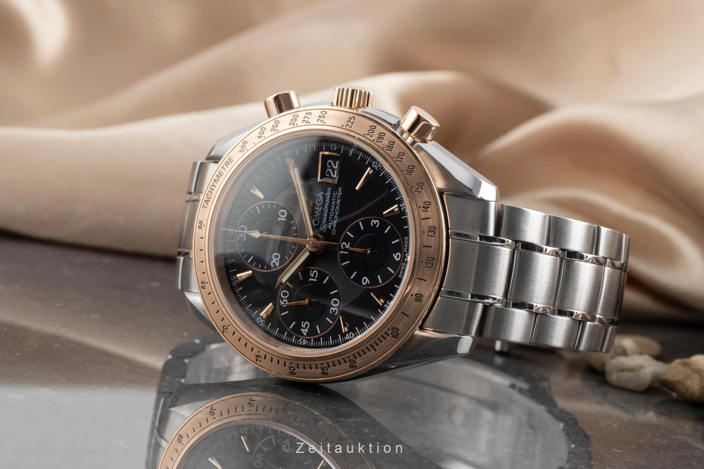 Omega Speedmaster Date chronograph steel / gold automatic men's watch 323.21.40.40.01.001  [2503153] - Image 3