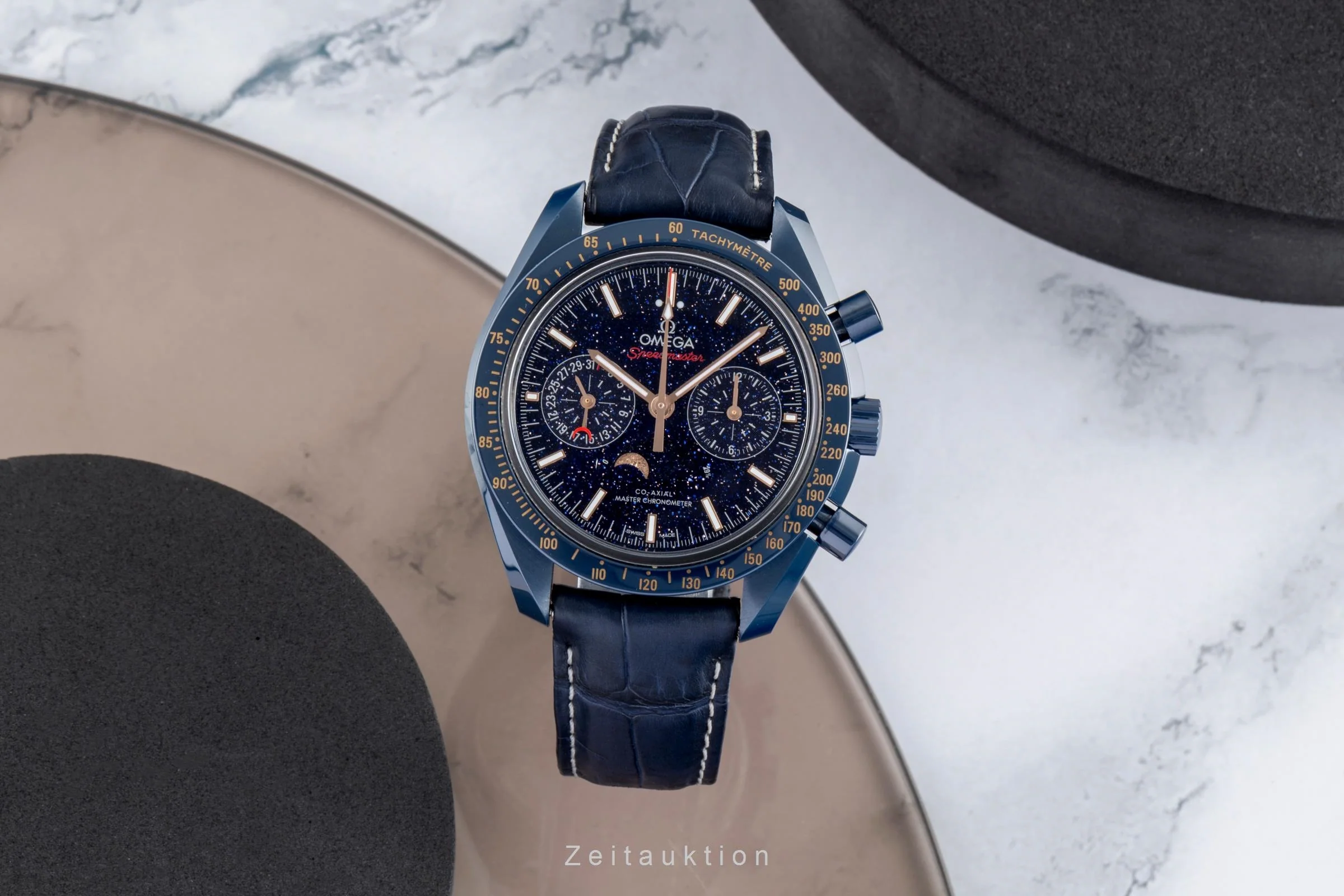 Omega Speedmaster Moonwatch chronograph ceramic automatic men's watch 304.93.44.52.03.002 LP: 16000EUR  [2505754] - Image 4