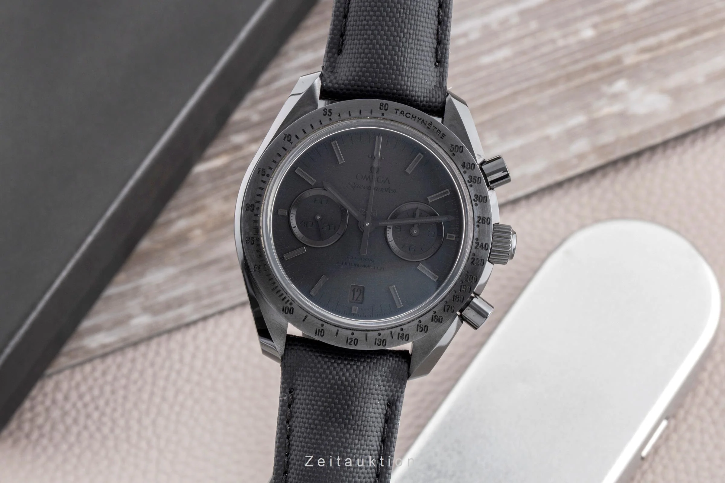 Omega Speedmaster Moonwatch chronograph ceramic automatic men's watch 311.92.44.51.01.005 LP: 13900EUR  [2502702] - Image 2