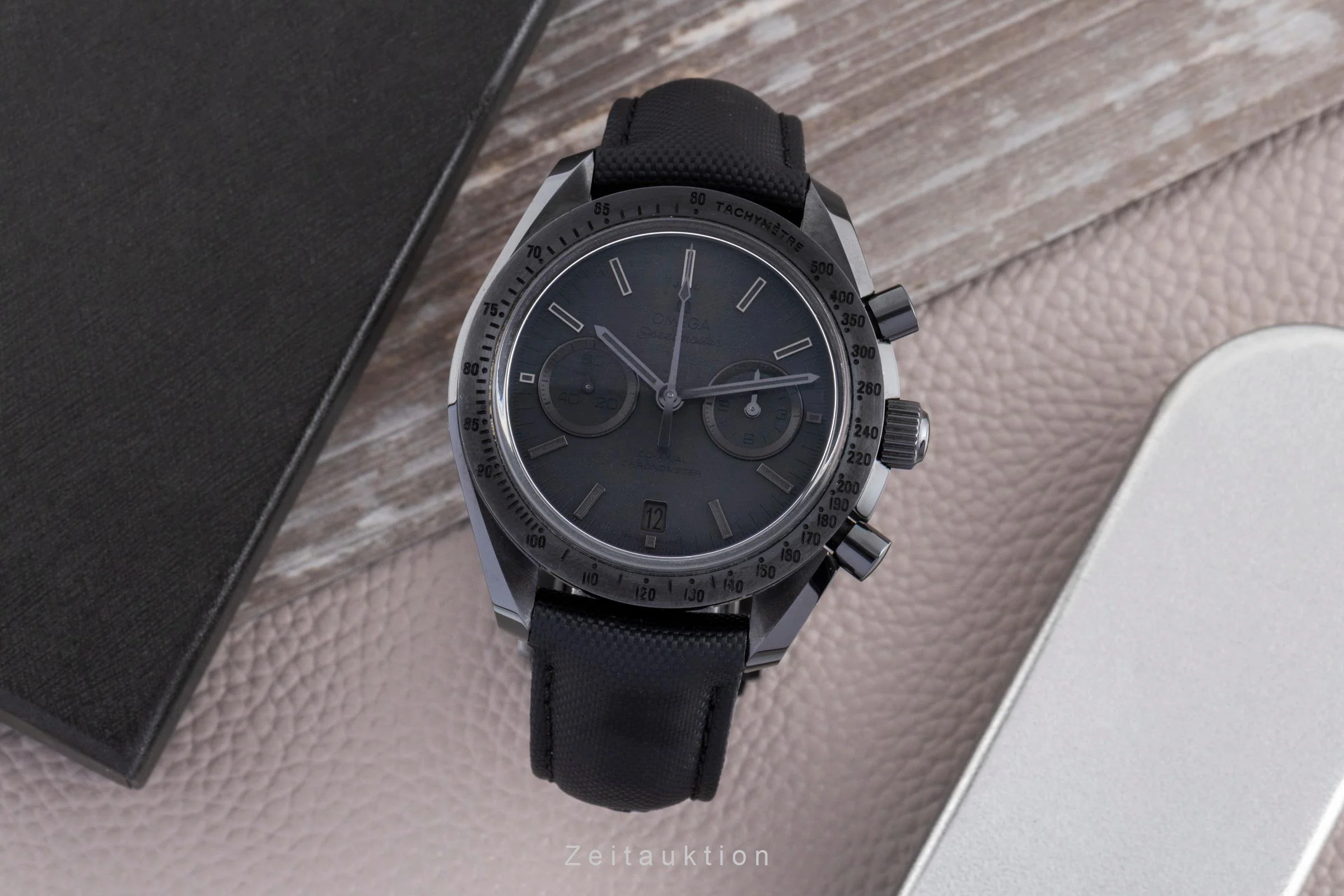 Omega Speedmaster Moonwatch chronograph ceramic automatic men's watch 311.92.44.51.01.005 LP: 13900EUR  [2502702] - Image 4