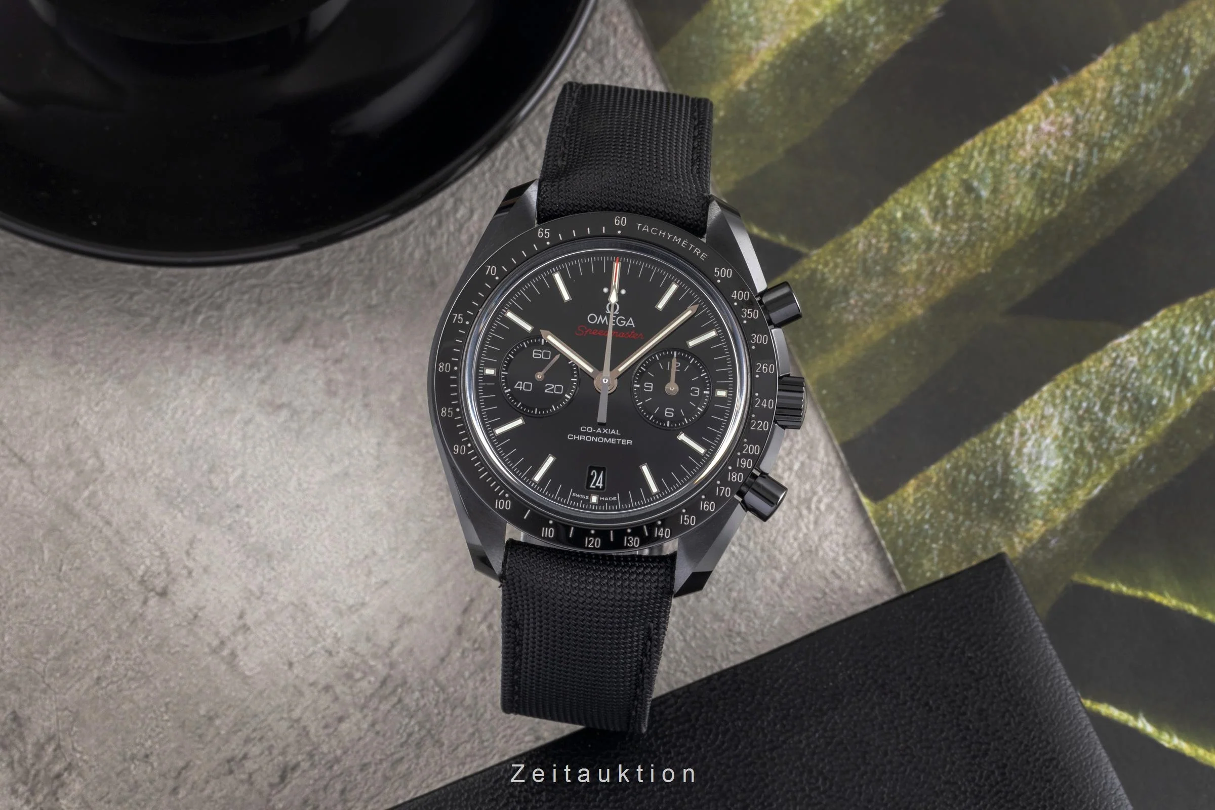 Omega Speedmaster Moonwatch chronograph ceramic automatic men's watch 311.92.44.51.01.007 LP: 13900EUR  [2503506] - Image 4