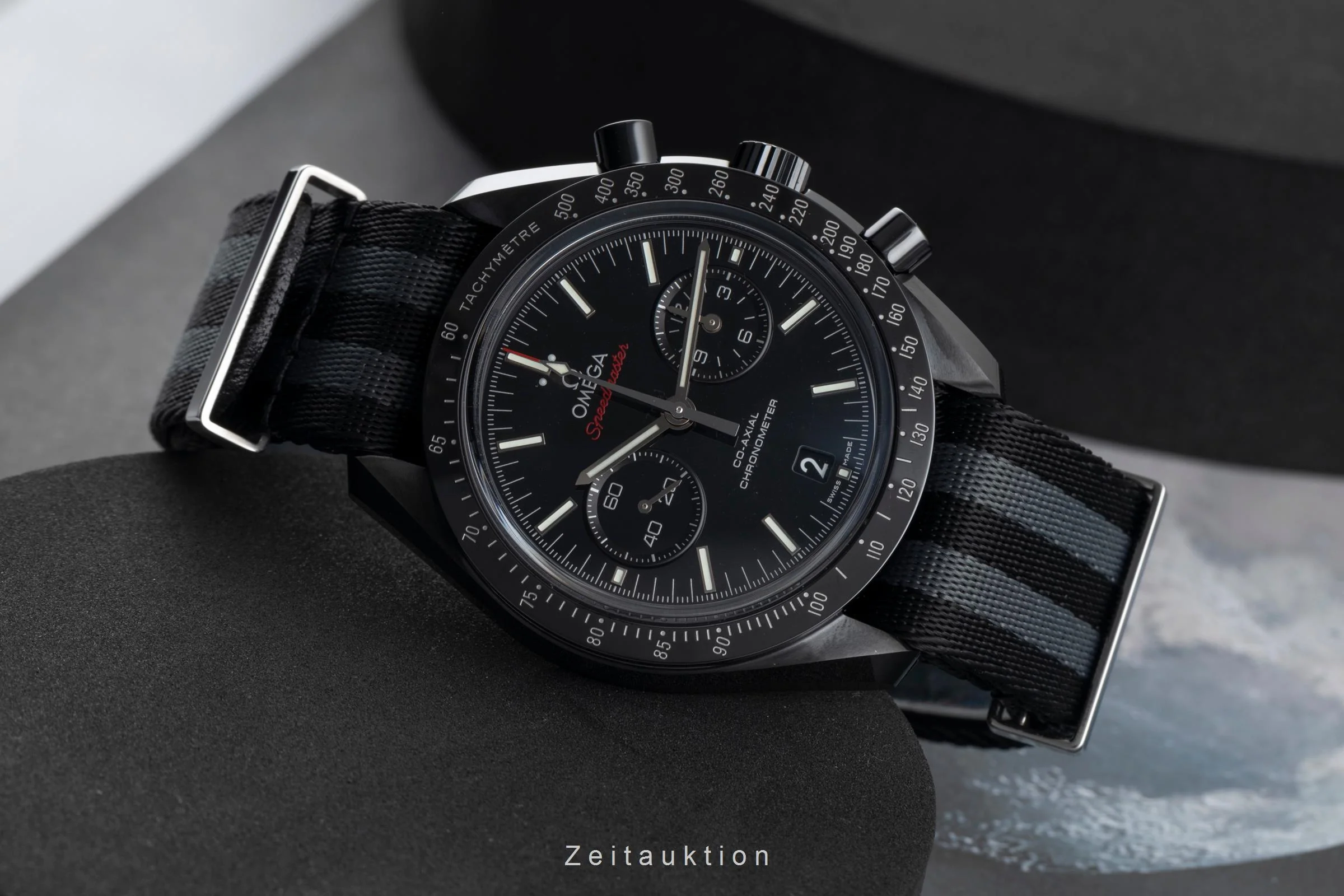 Omega Speedmaster Moonwatch chronograph ceramic automatic men's watch 311.92.44.51.01.007 LP: 13900EUR  [2504139] - Image 3