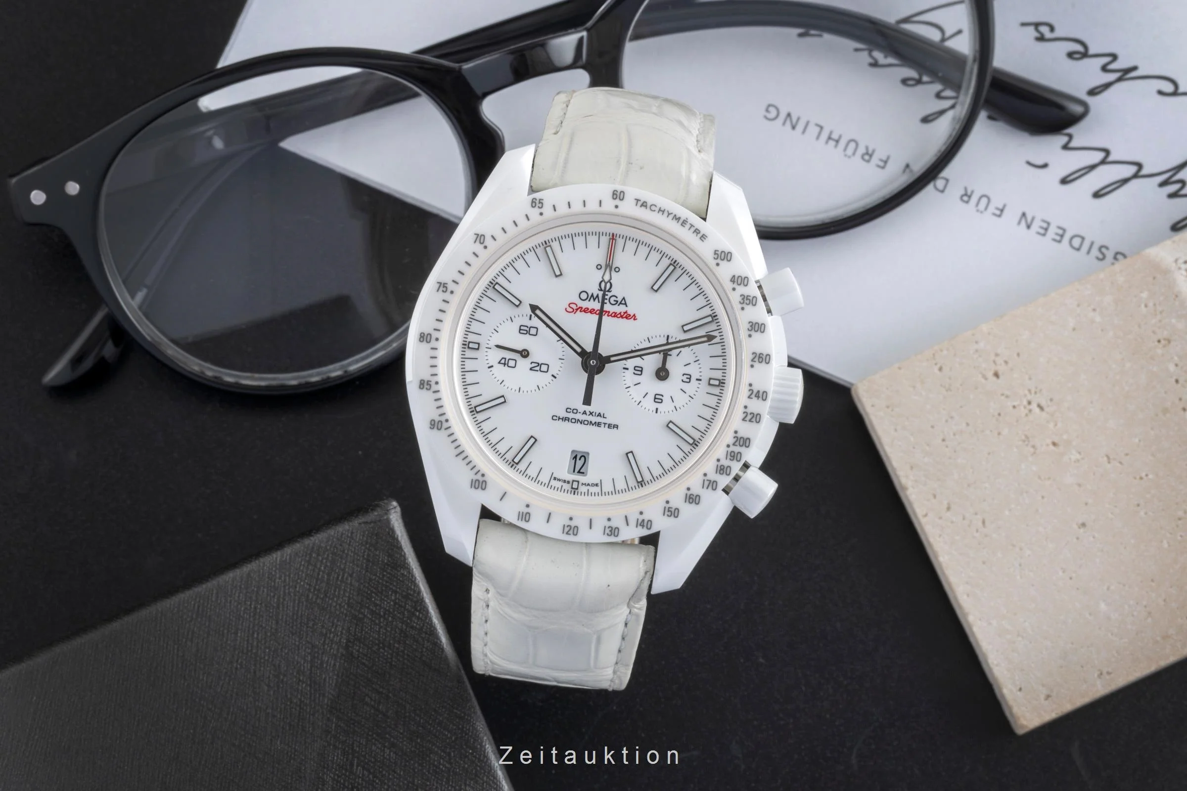 Omega Speedmaster Moonwatch chronograph ceramic automatic men's watch 311.93.44.51.04.002  [2507130] - Image 4