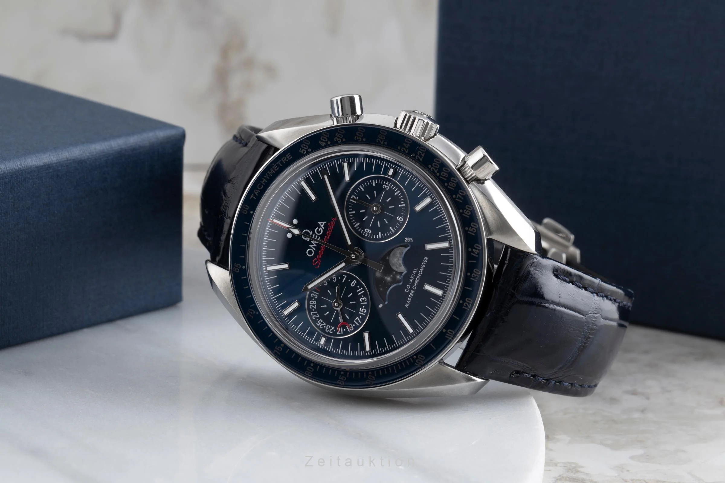 Omega Speedmaster Moonwatch chronograph steel automatic men's watch 304.33.44.52.03.001 LP: 12200EUR  [2503243] - Image 3