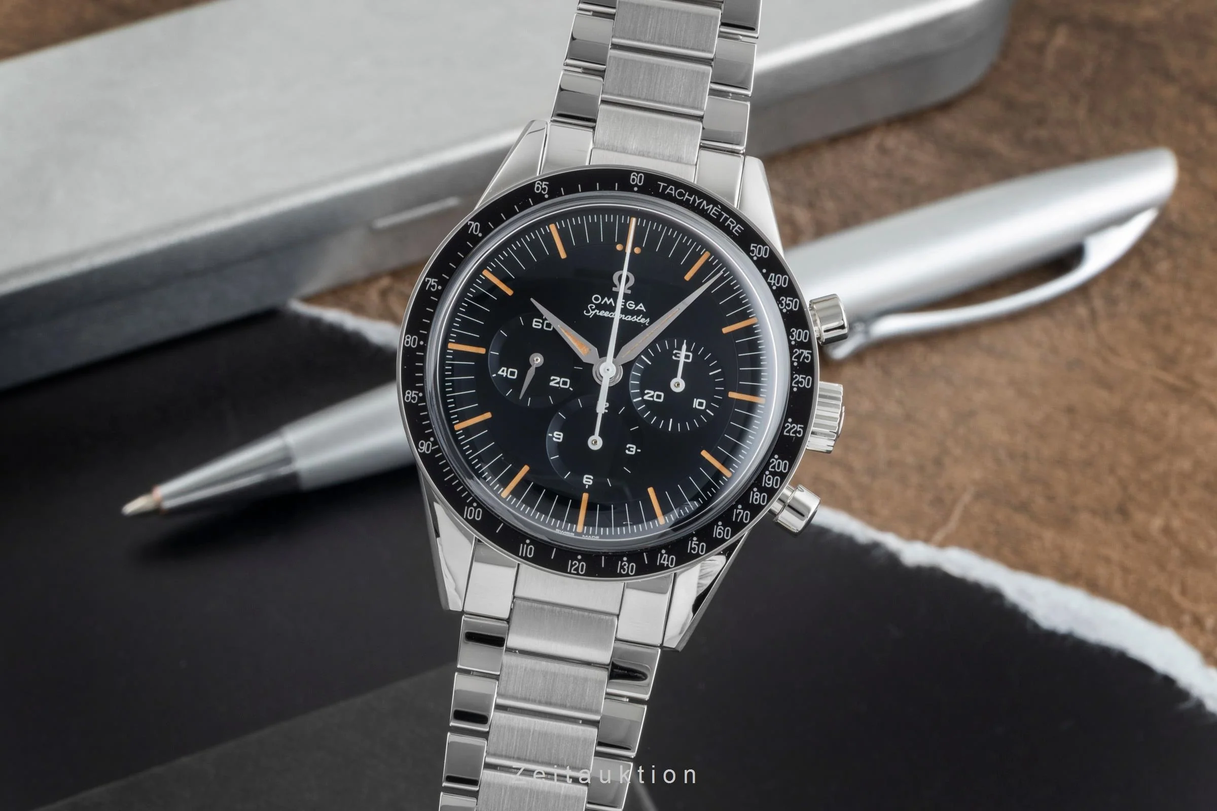 Omega Speedmaster Moonwatch chronograph steel manual winding men's watch 310.30.40.50.06.001 LP: 8600EUR  [2507165] - Image 2
