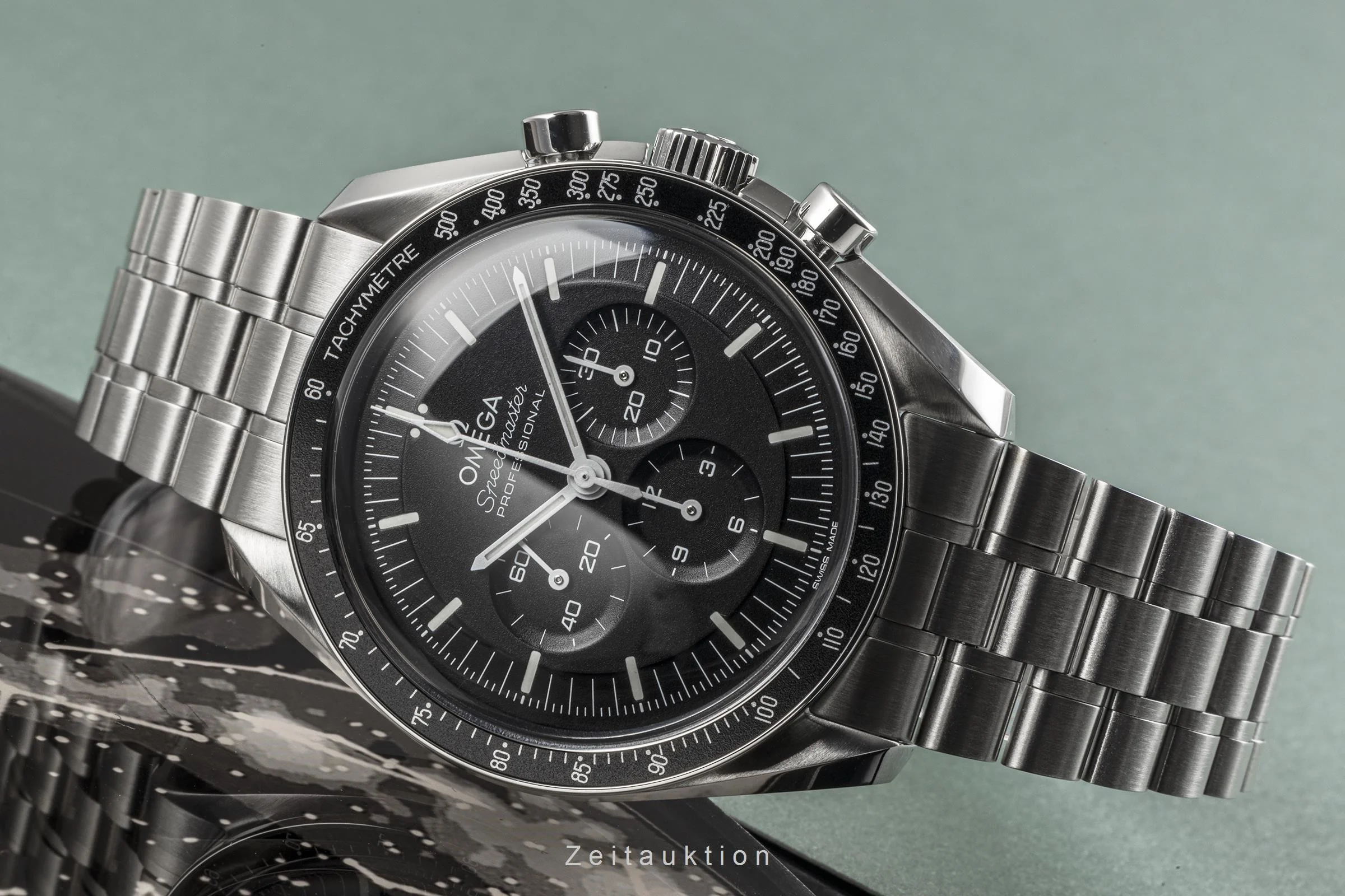 Omega Speedmaster Moonwatch chronograph steel manual winding men's watch 310.30.42.50.01.001 LP: 7400EUR  [2302161] - Image 2