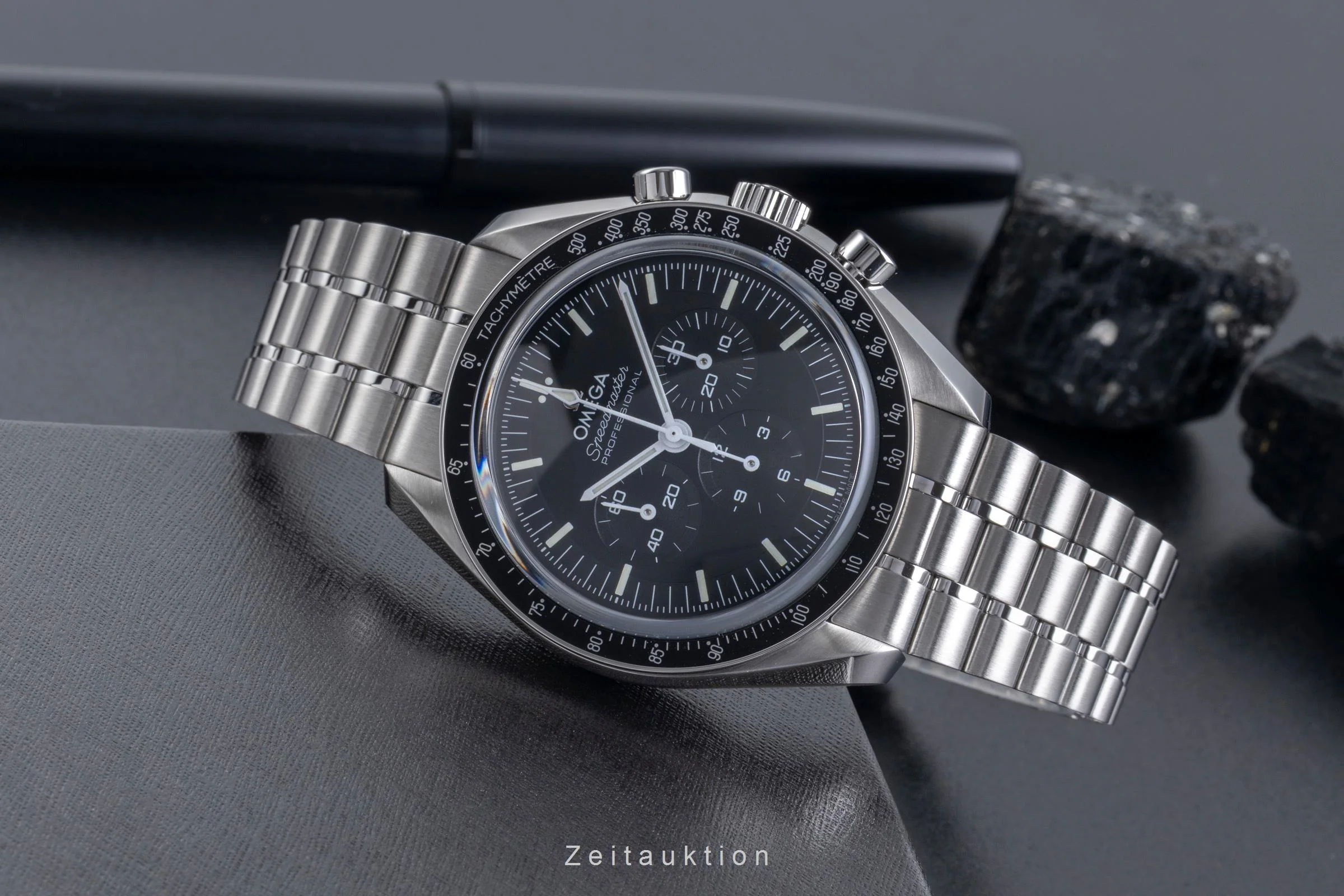 Omega Speedmaster Moonwatch chronograph steel manual winding men's watch 310.30.42.50.01.002  [2600248] - Image 3
